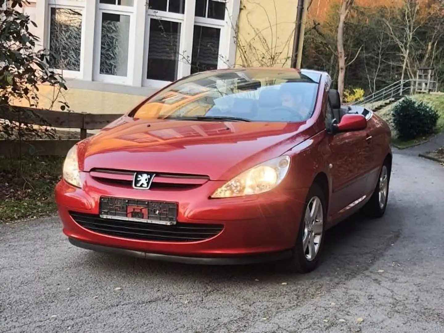 Peugeot 307 307 CC 140 Automatik Tendance Rot - 1