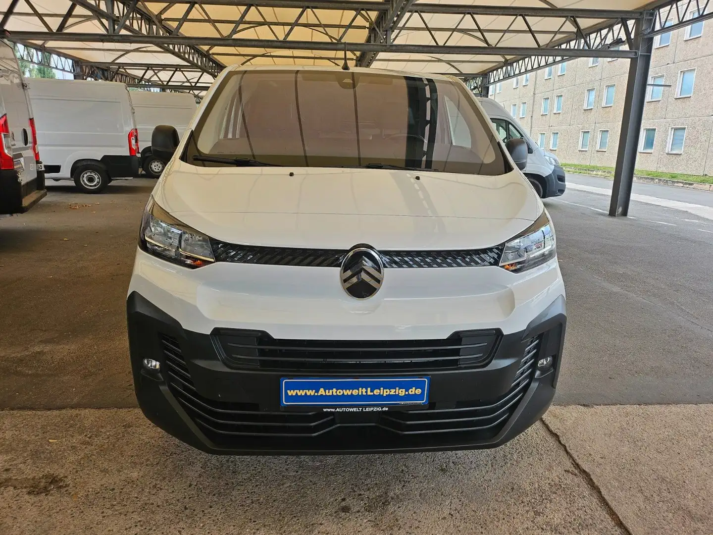 Citroen Jumpy 2.0 HDI 145 EAT8 M L2 Kasten Autom. Weiß - 2