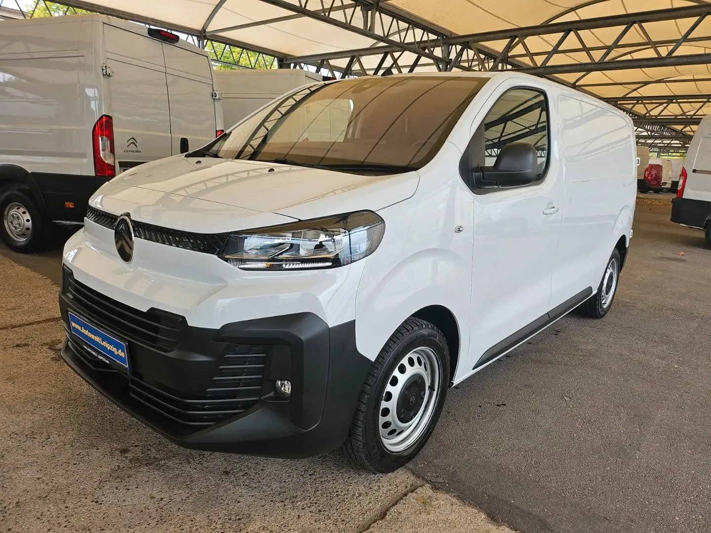 Citroen Jumpy 2.0 HDI 145 EAT8 M L2 Kasten Autom. Weiß - 1