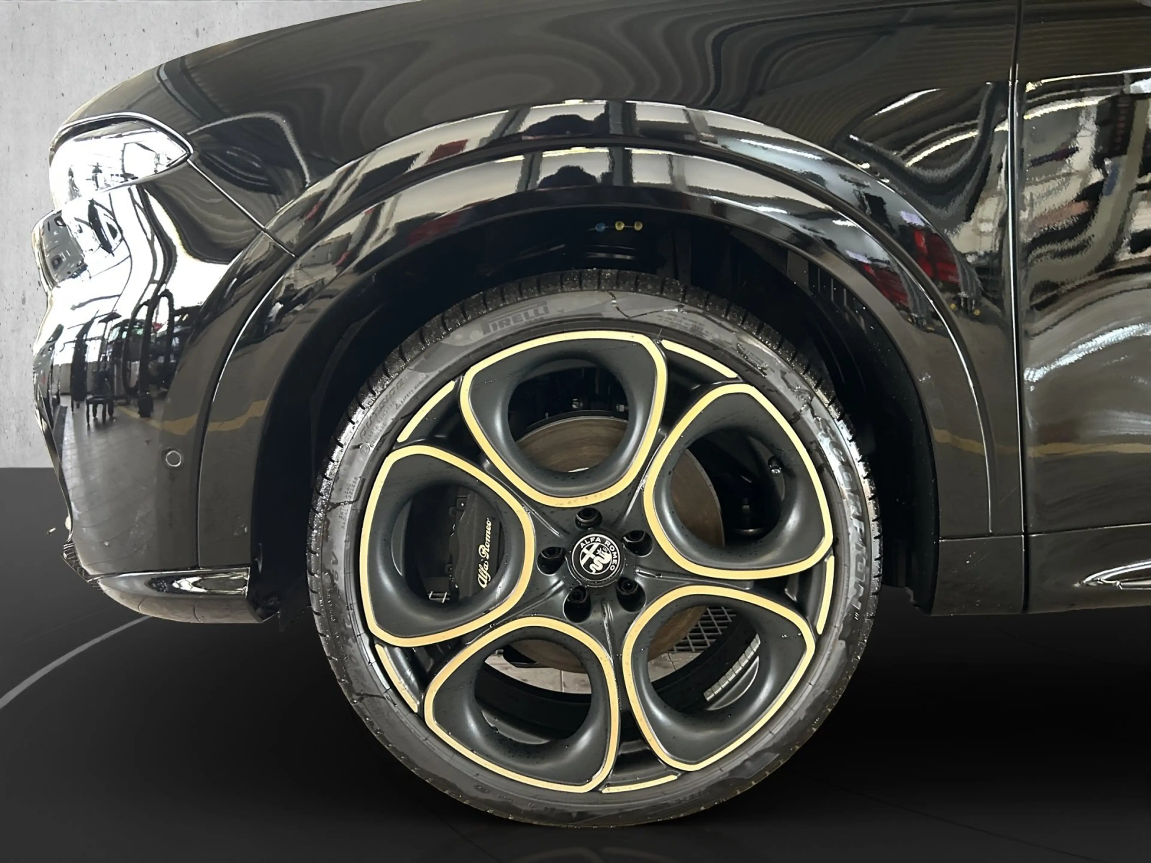 Alfa Romeo Tonale 1.5 Intensa 360° KAMERA MATRIX LED SHZ — photo 11