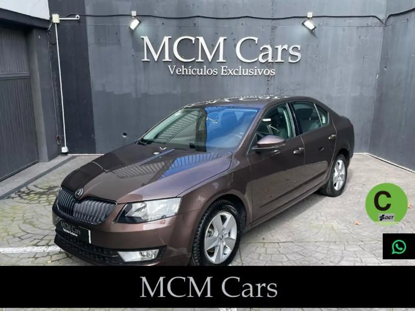 Skoda Octavia 1.2TSI Ambition DSG 105 Marrón - 1