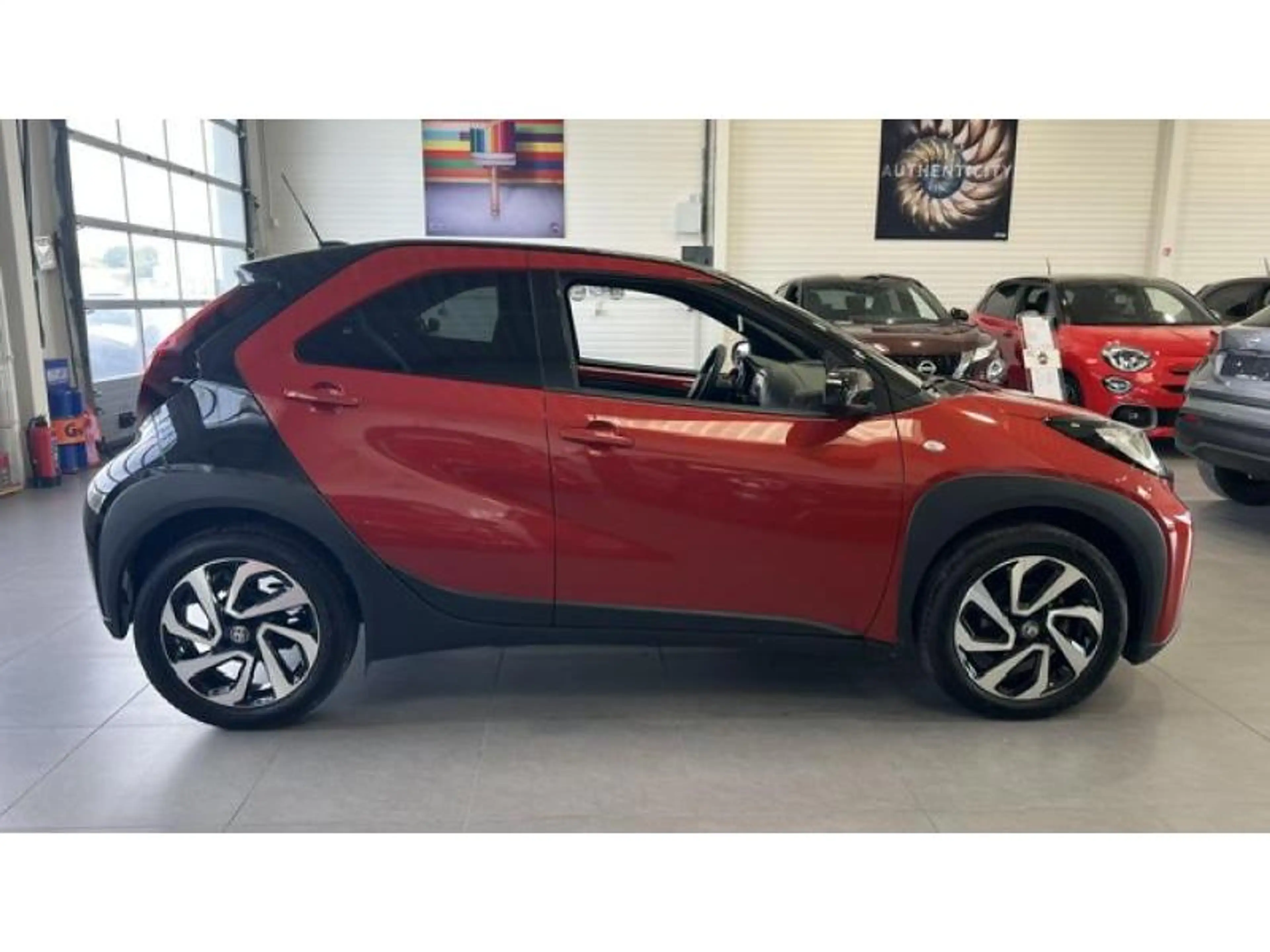 Toyota Aygo X 1.0 vvti- Carplay — photo 5