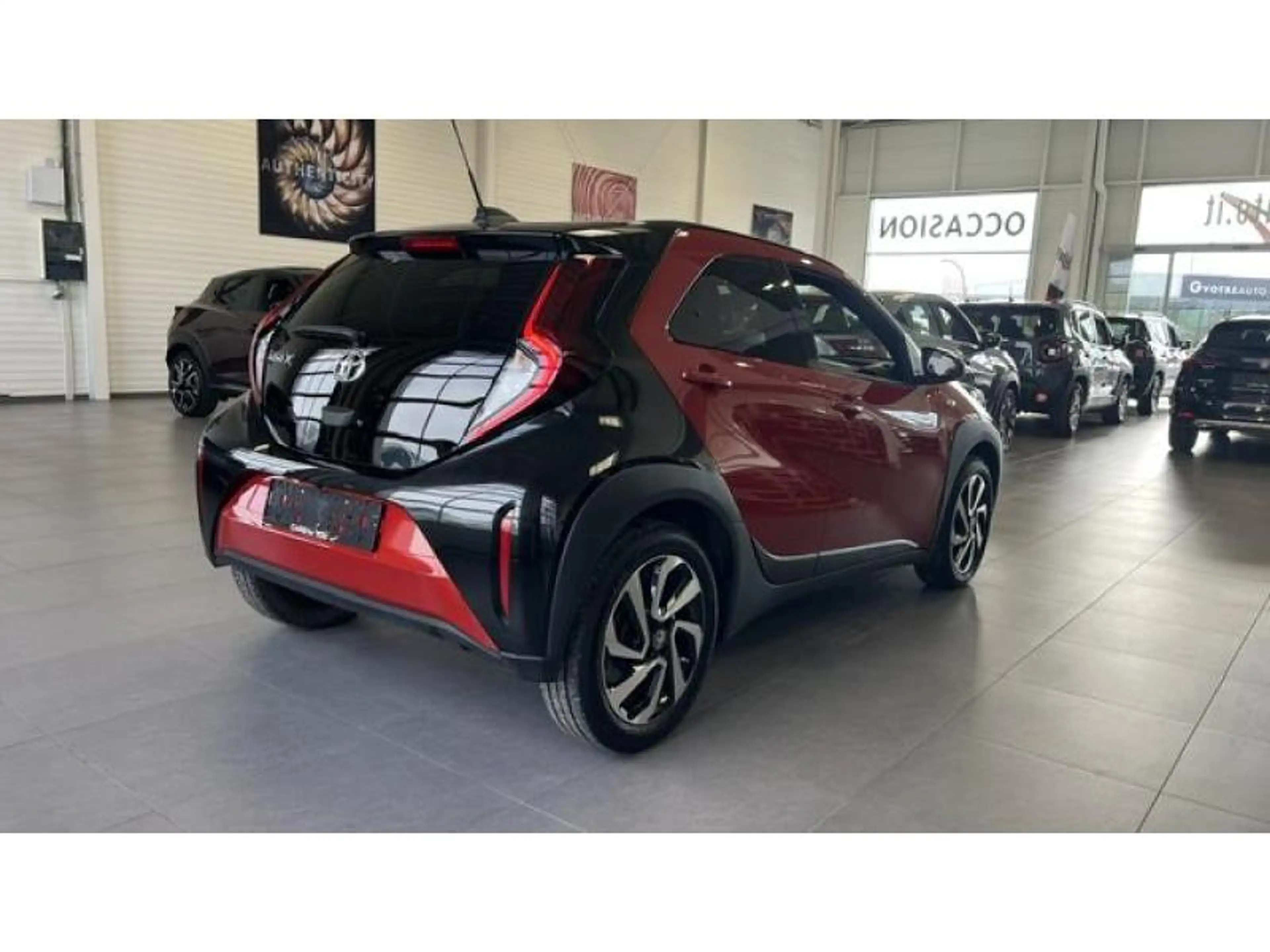 Toyota Aygo X 1.0 vvti- Carplay — photo 4