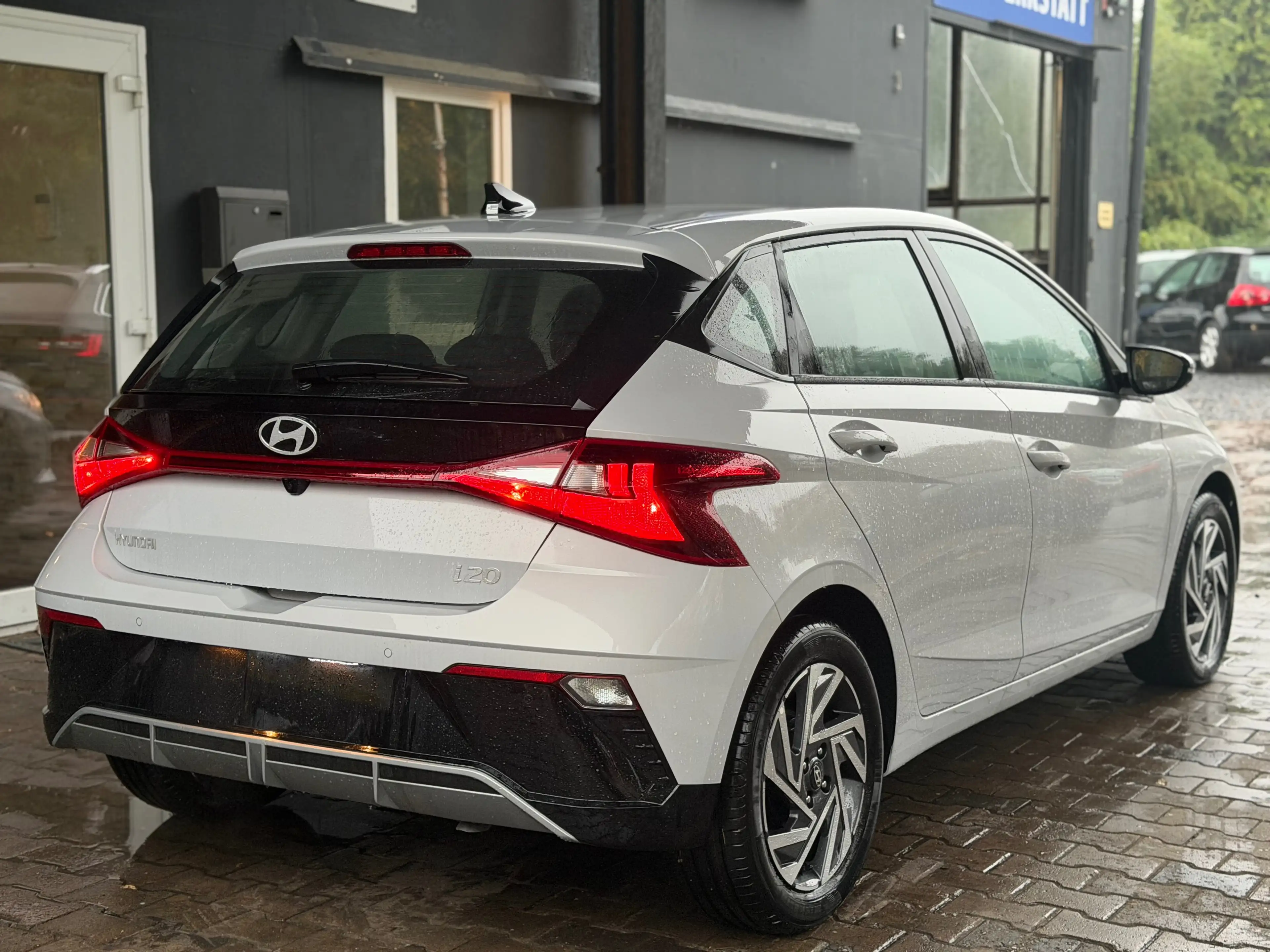 Hyundai i20 Select Automatik/Tageszulassung/5 Jahre Hersteller Garantie/Navi/Kamera/Sitzheizung/Digital-Tacho — photo 7