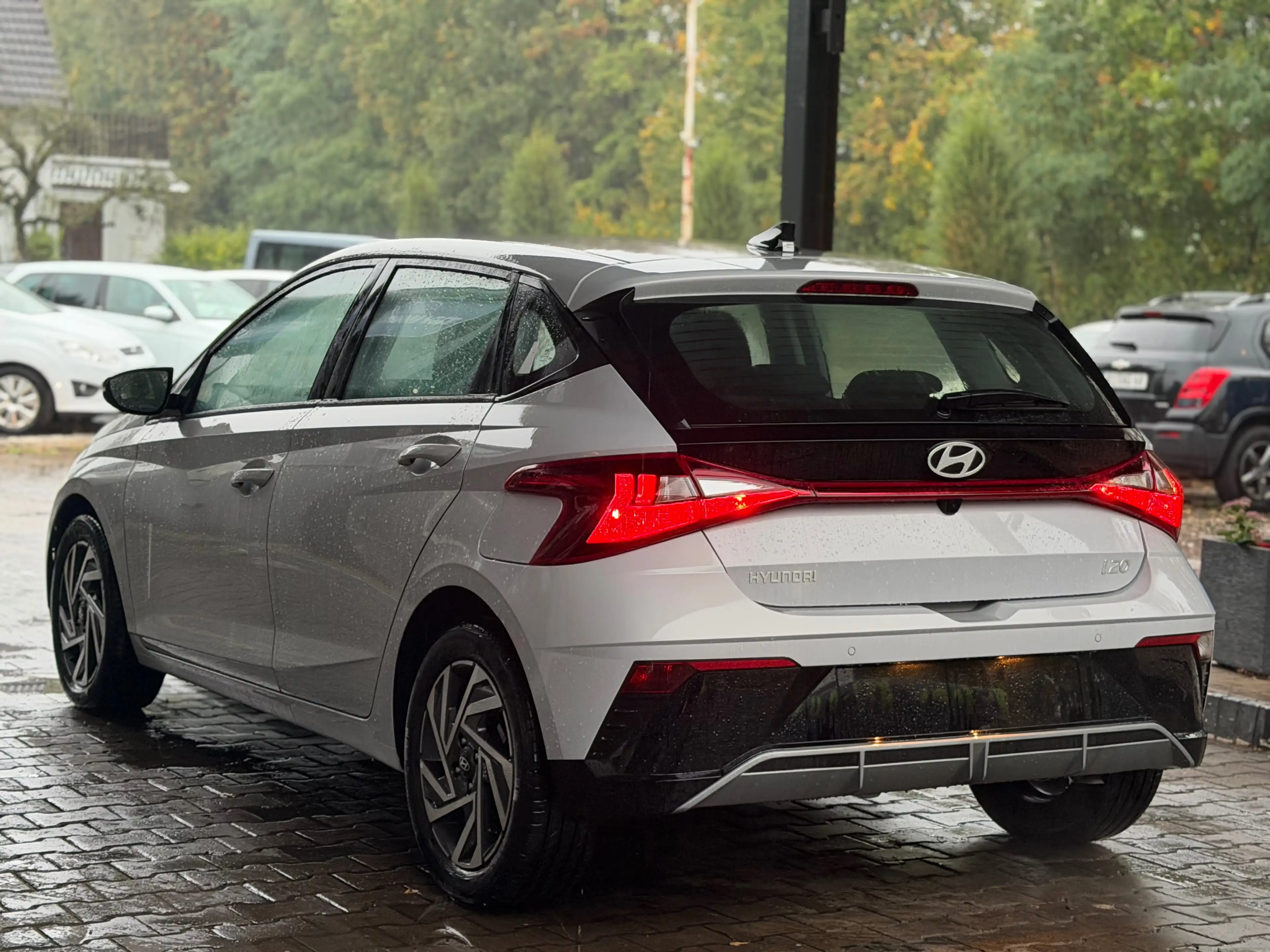 Hyundai i20 Select Automatik/Tageszulassung/5 Jahre Hersteller Garantie/Navi/Kamera/Sitzheizung/Digital-Tacho — photo 8