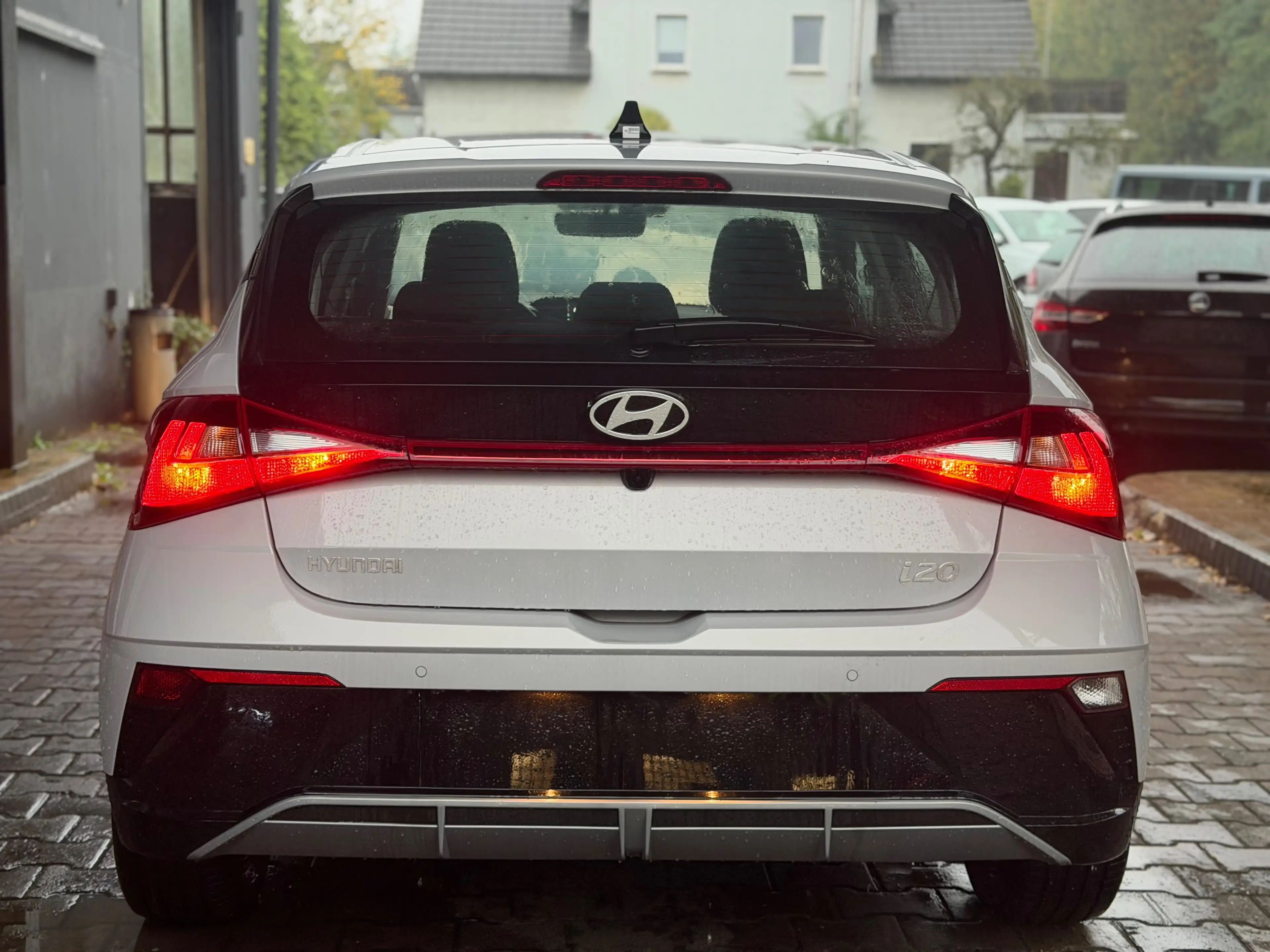 Hyundai i20 Select Automatik/Tageszulassung/5 Jahre Hersteller Garantie/Navi/Kamera/Sitzheizung/Digital-Tacho — photo 9