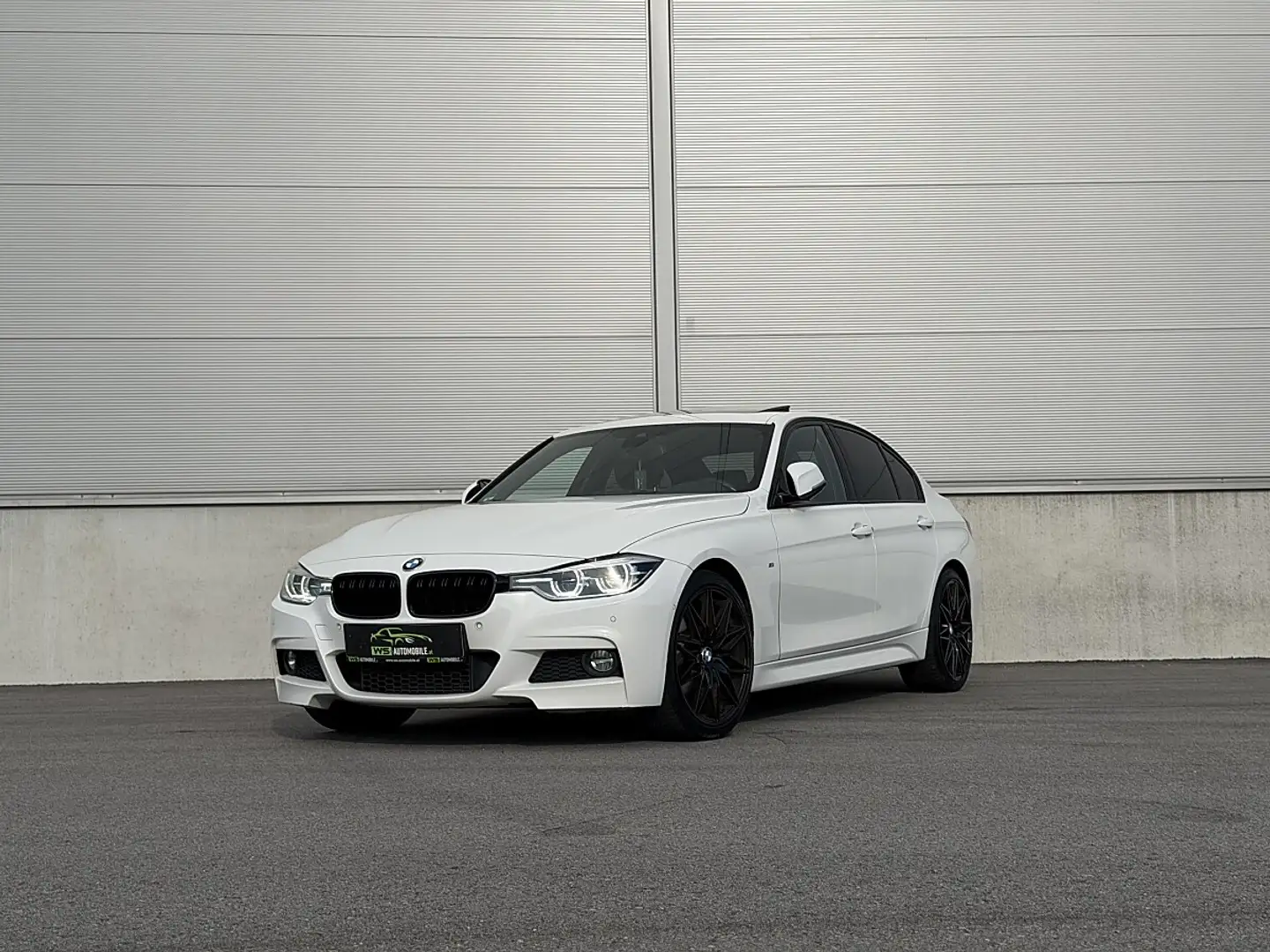 BMW Sonstige 3er-Reihe 3er - 320 d M Sport Weiß - 1