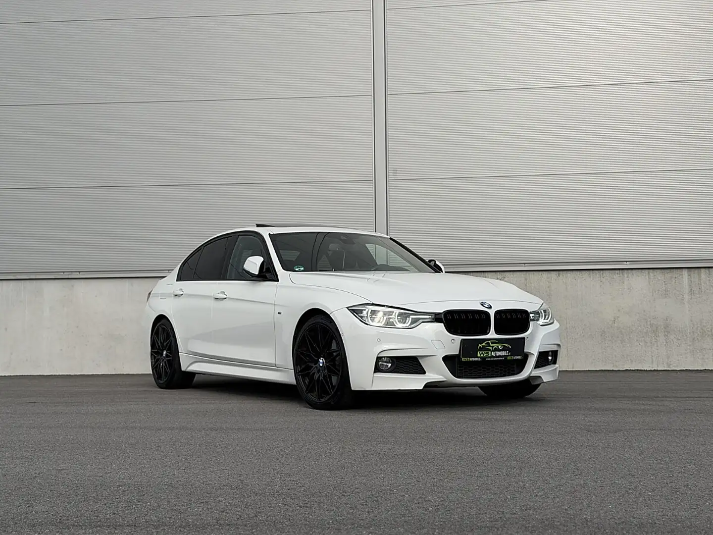 BMW Sonstige 3er-Reihe 3er - 320 d M Sport Weiß - 2