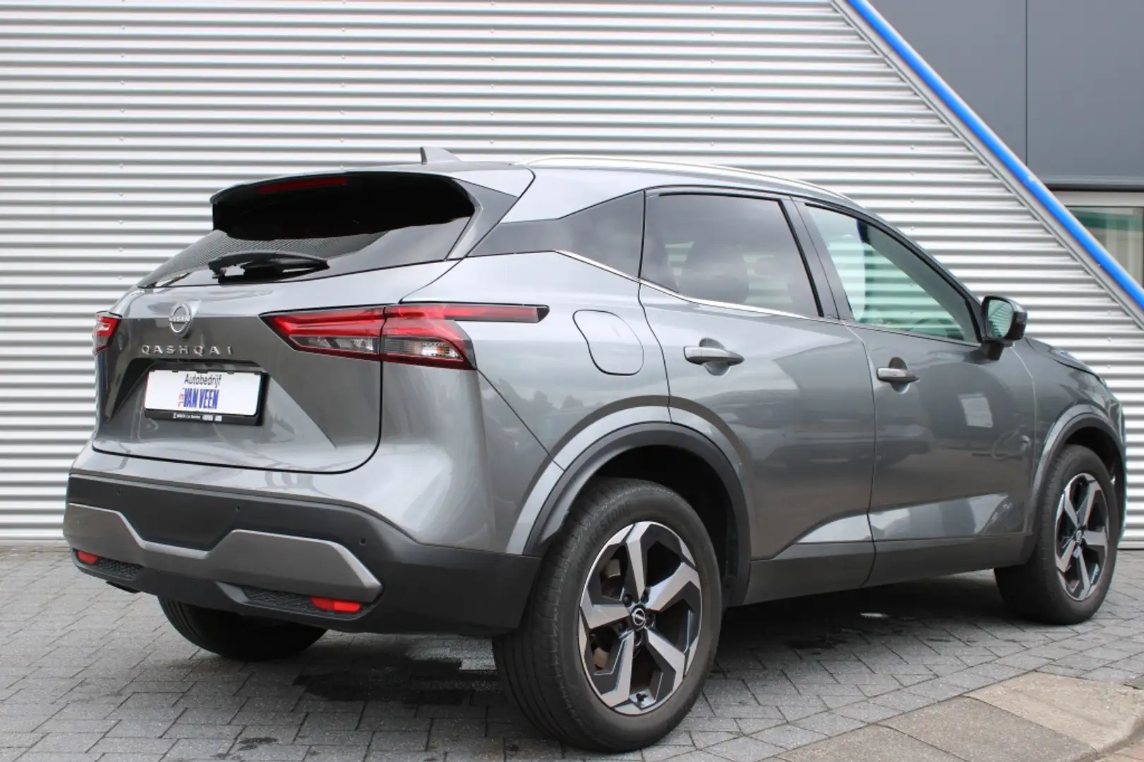 Nissan Qashqai 1.3 MHEV N-Connecta | Pano | 18 Inch | Full Led | Grigio - 2