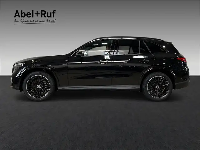 Mercedes-Benz 450 view 4
