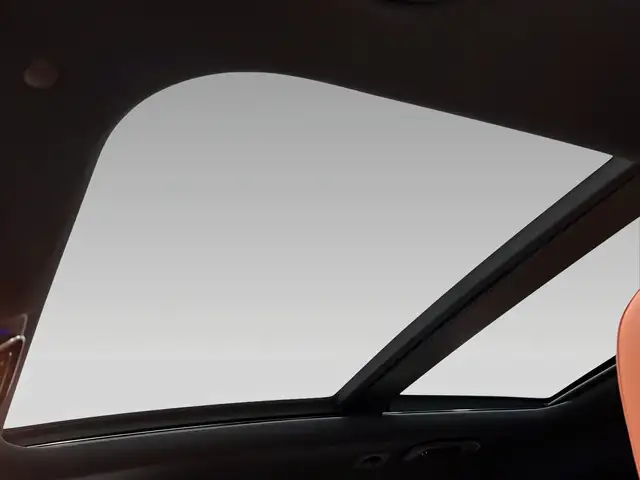 Mercedes-Benz 450 view 11