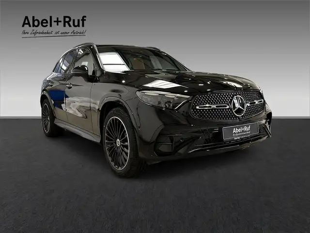 Mercedes-Benz 450 view 3