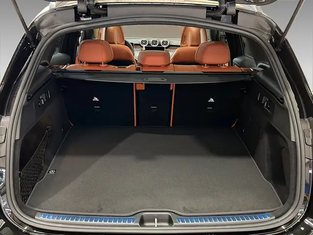 Mercedes-Benz 450 view 6