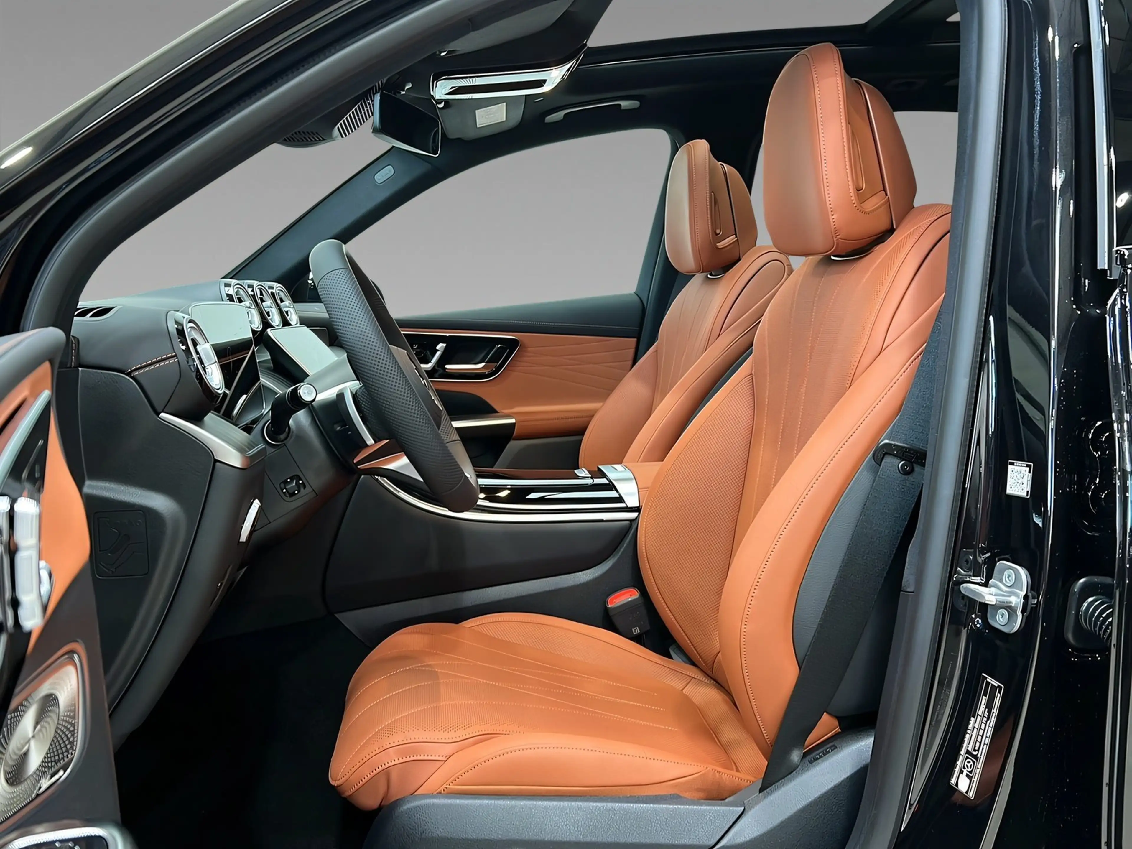 Mercedes-Benz GLC 450 d 4M AMG+DISTRO+Memo+Burme+StHz+AHK+360° — photo 8