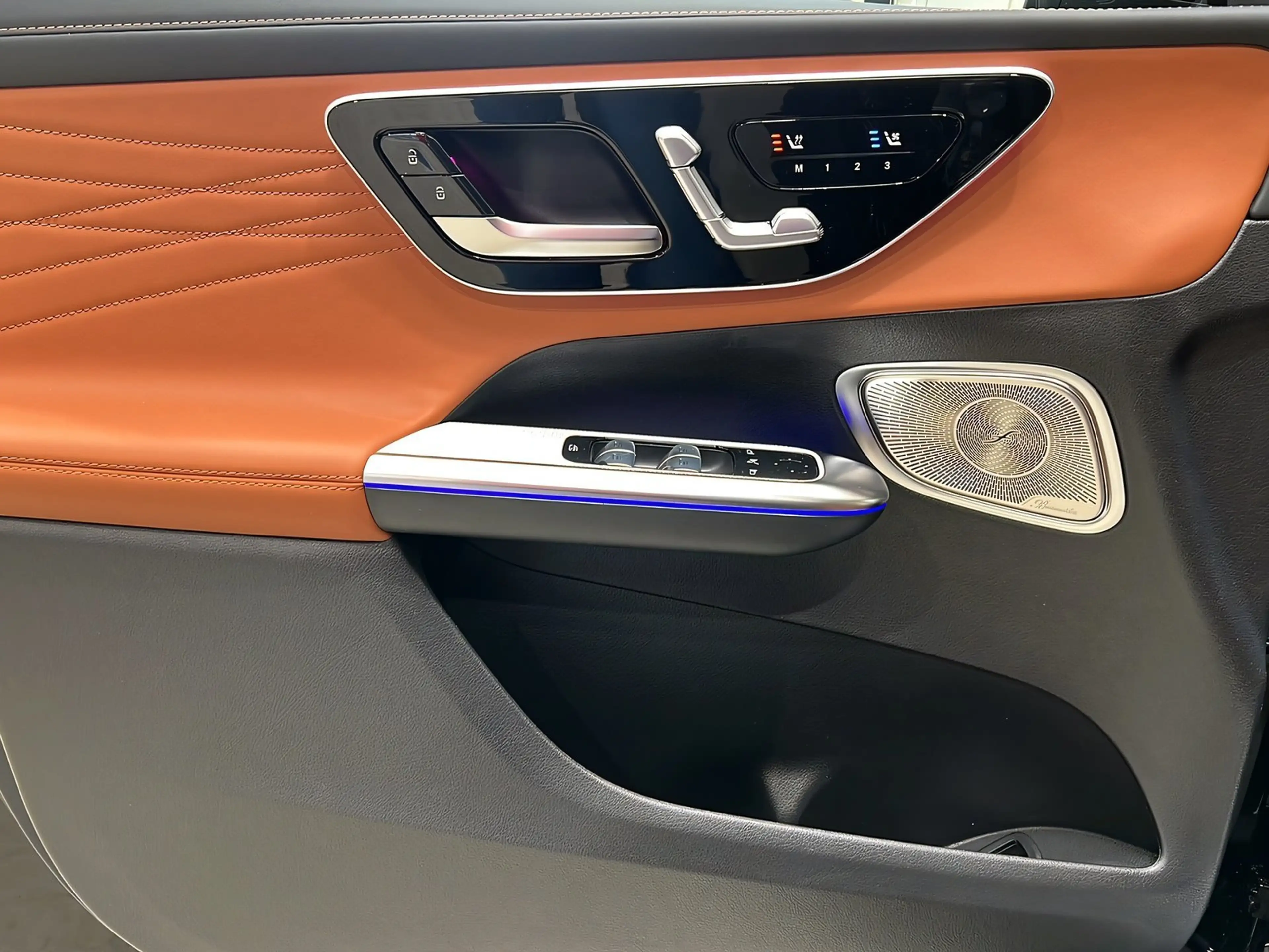 Mercedes-Benz GLC 450 d 4M AMG+DISTRO+Memo+Burme+StHz+AHK+360° — photo 13