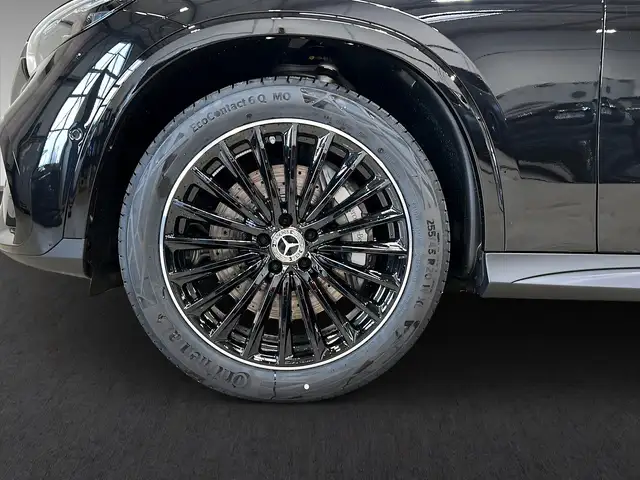 Mercedes-Benz 450 view 7