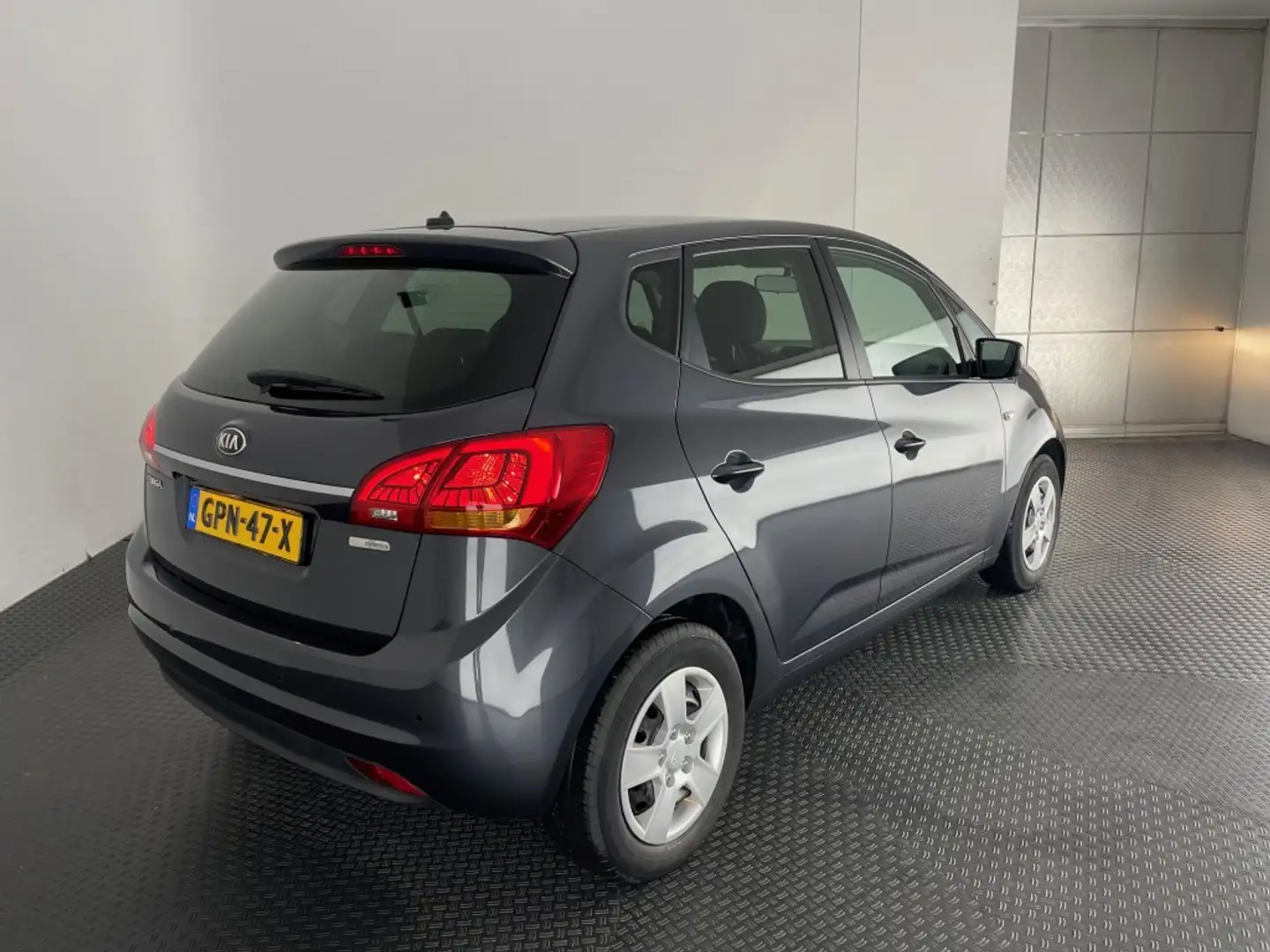 Kia Venga 1.4 CVVT Dynamic Plus Line incl. beurt en garantie Grigio - 2