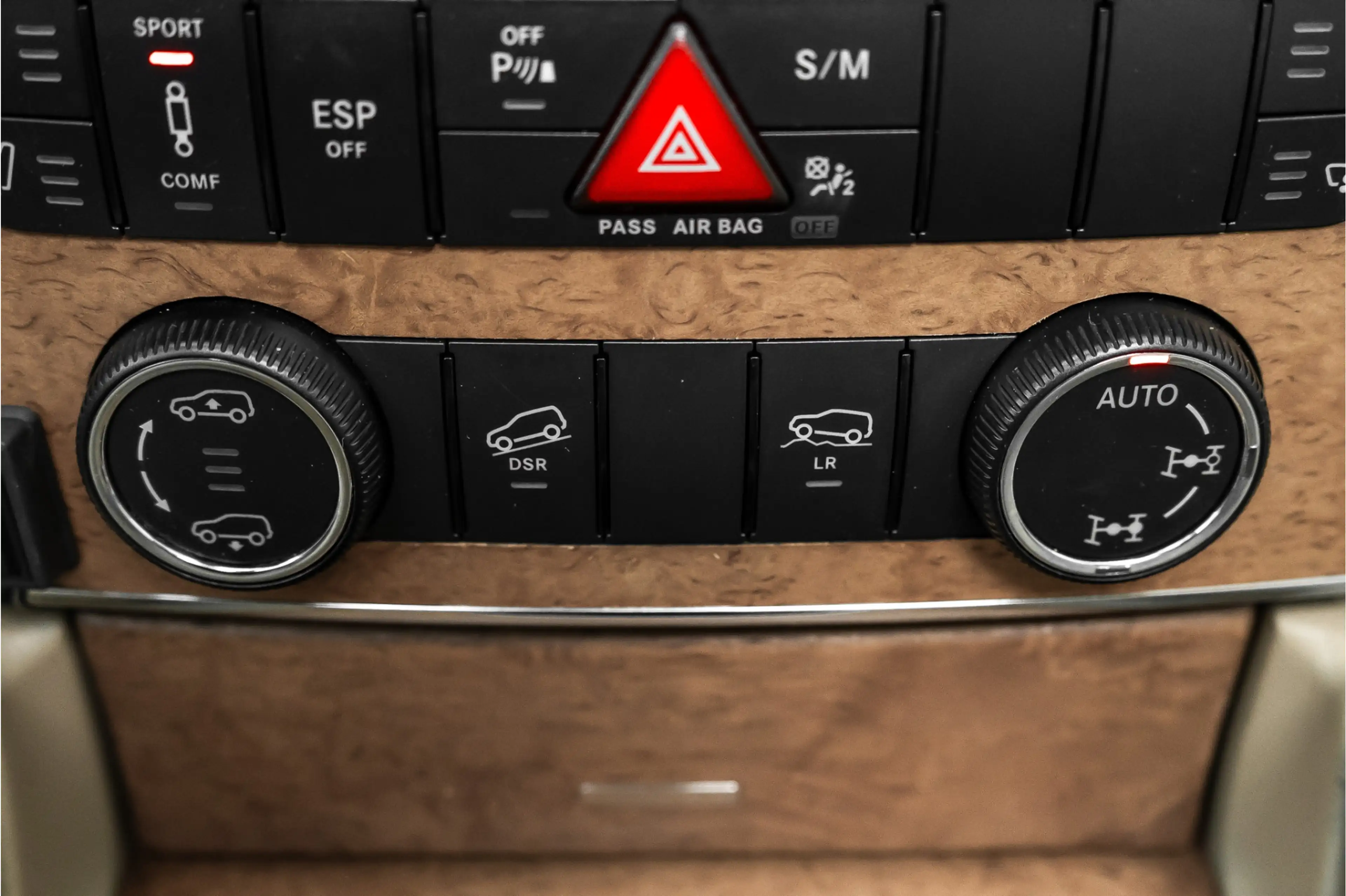 Mercedes-Benz GL 500 Pano 7-Pers Luchtvering BTW 21" — photo 32