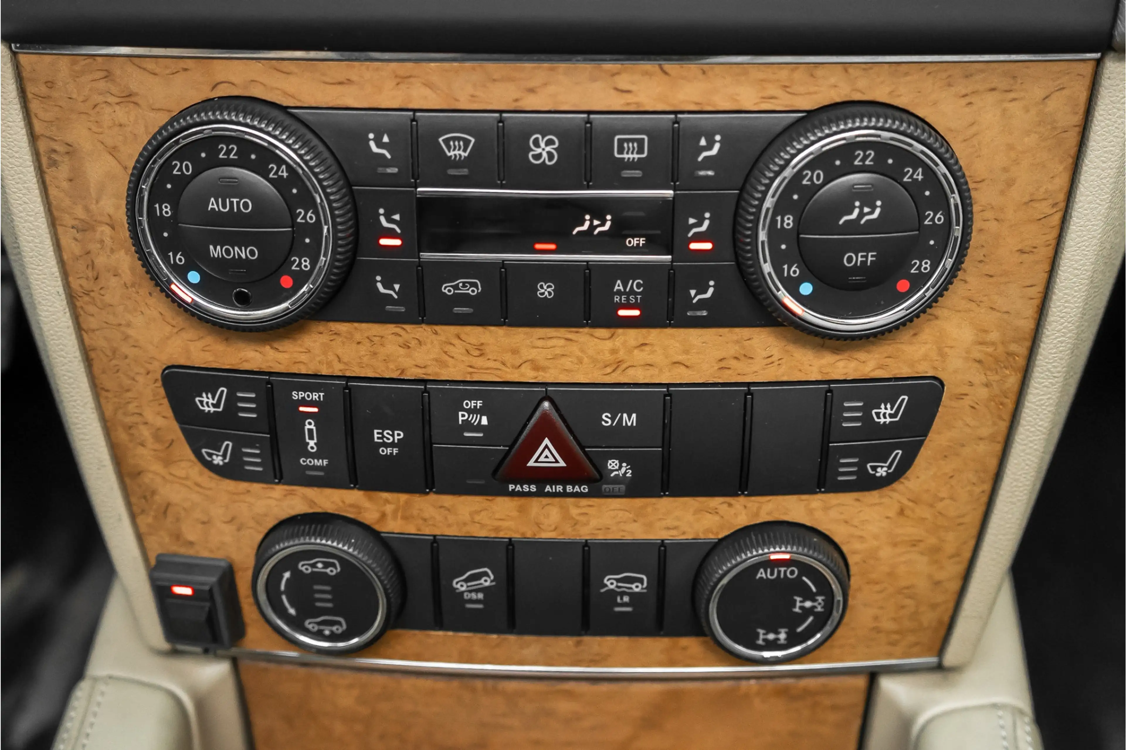 Mercedes-Benz GL 500 Pano 7-Pers Luchtvering BTW 21" — photo 28