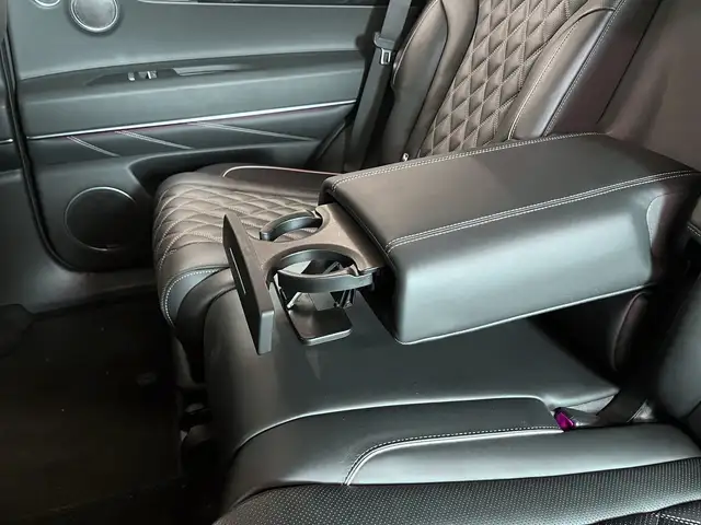 Genesis GV80 3.0 Diesel AWD Luxus 7-Sitzer *Nappa*Panorama*AHK* Ansicht 47