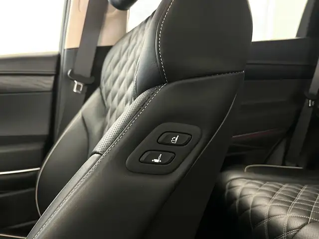 Genesis GV80 3.0 Diesel AWD Luxus 7-Sitzer *Nappa*Panorama*AHK* Ansicht 39