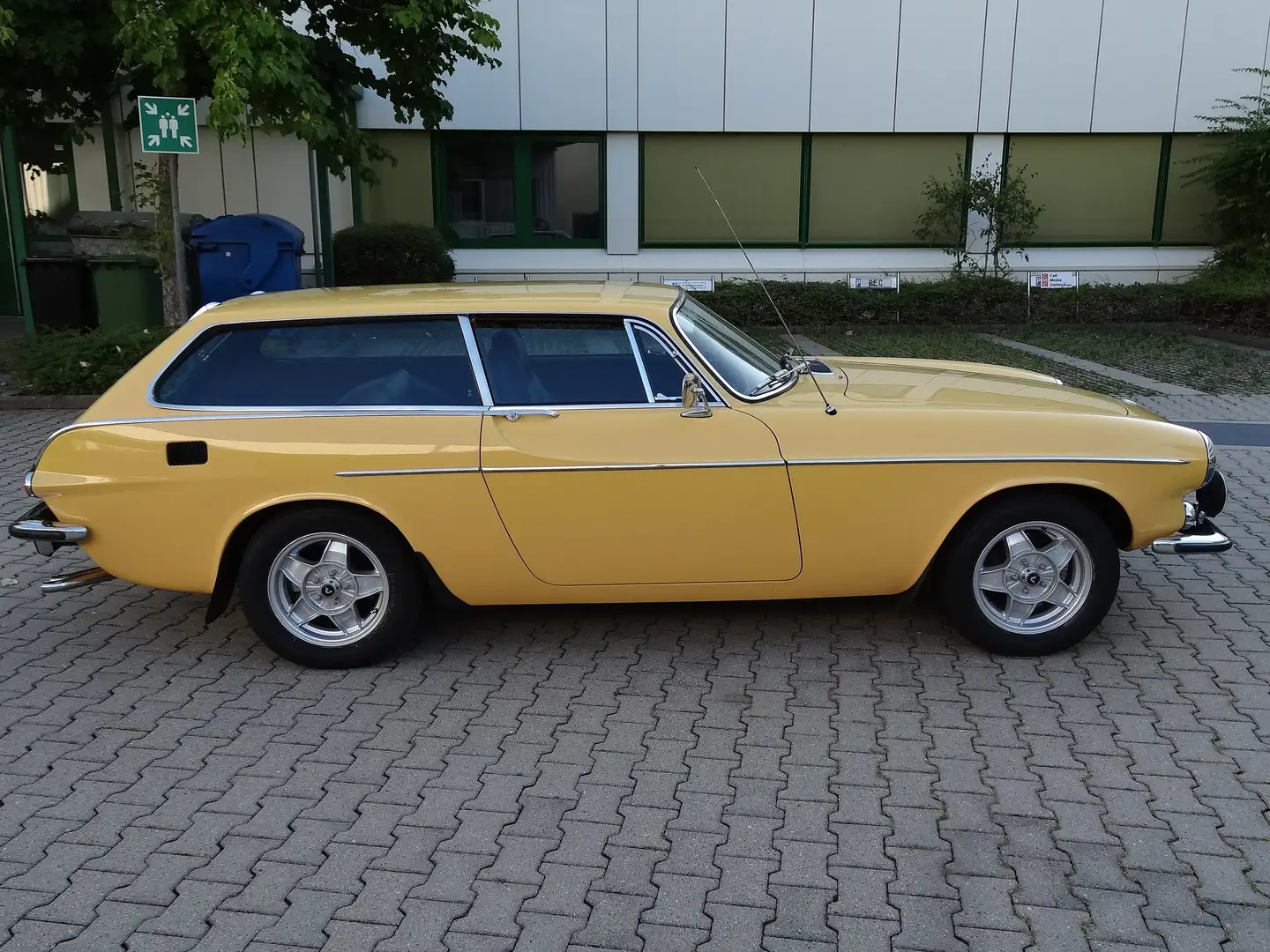 Volvo P1800 ES,Aut.,Leder,Col.,Alu-+Stahlräd,Gutacht.,Top Jaune - 1