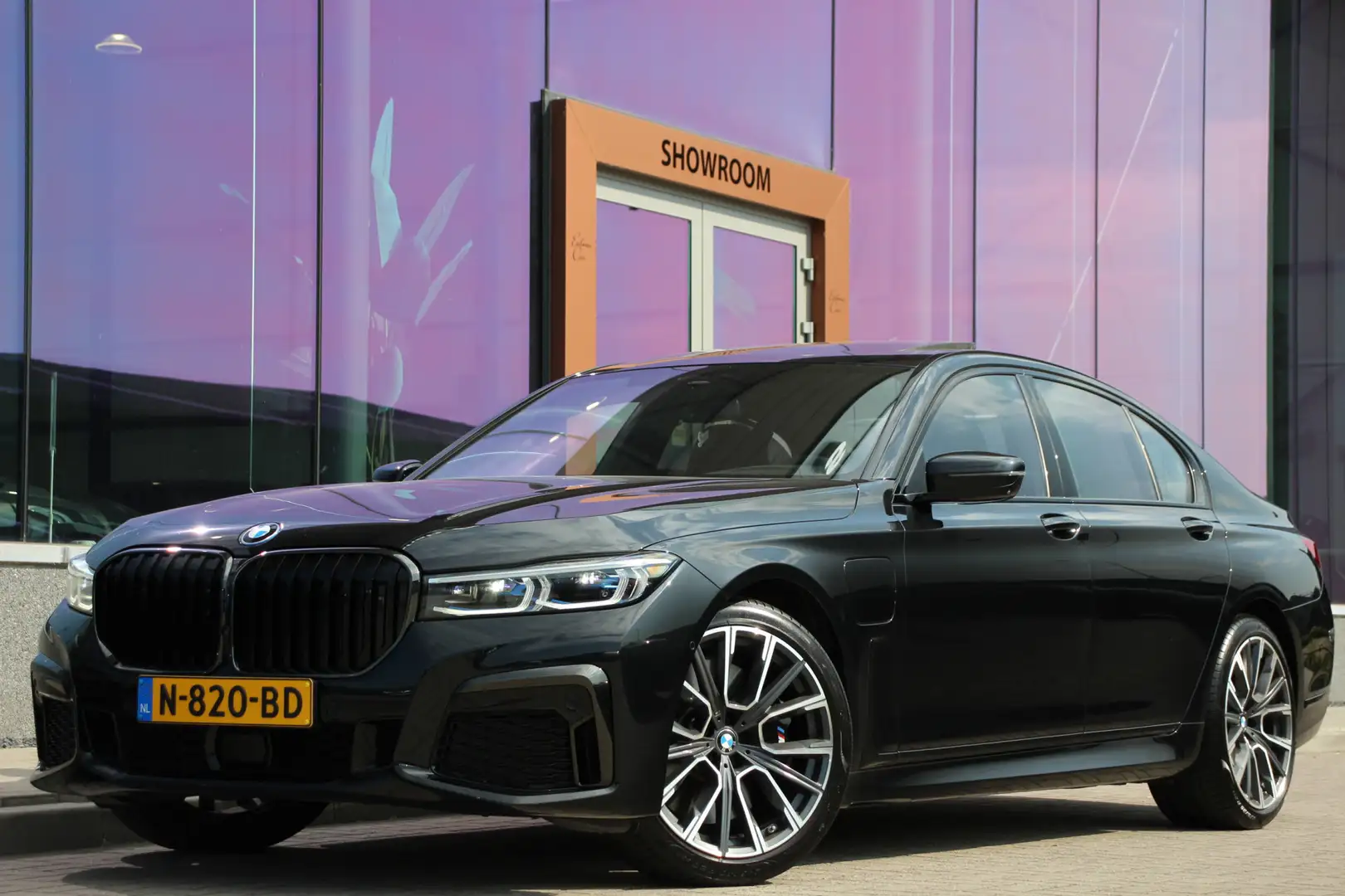 BMW 745 7-serie 745e High Executive | Bowers & Wilkins | S Schwarz - 1