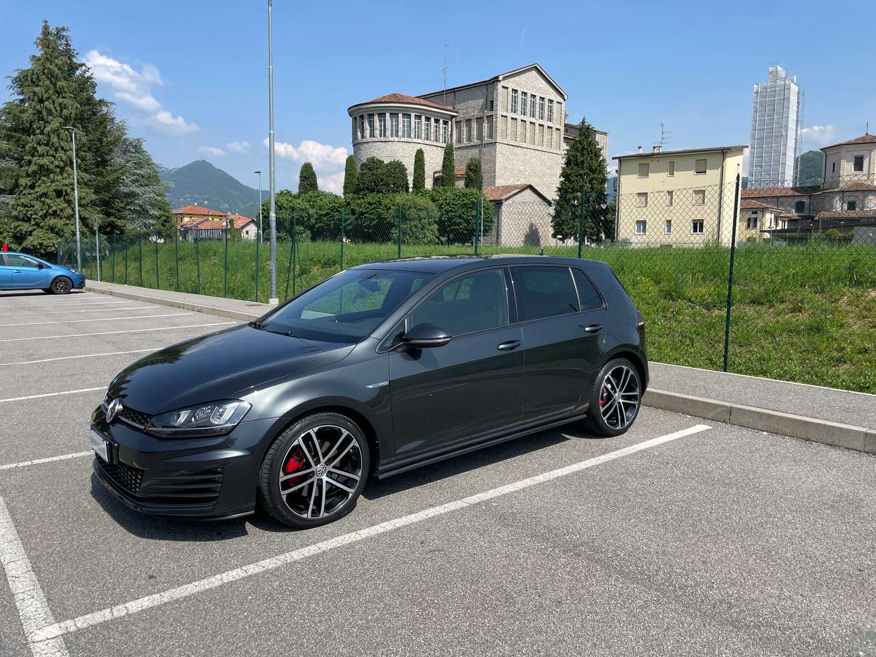 Volkswagen Golf 2.0 GTD Bluemotion 5 porte 184 CV