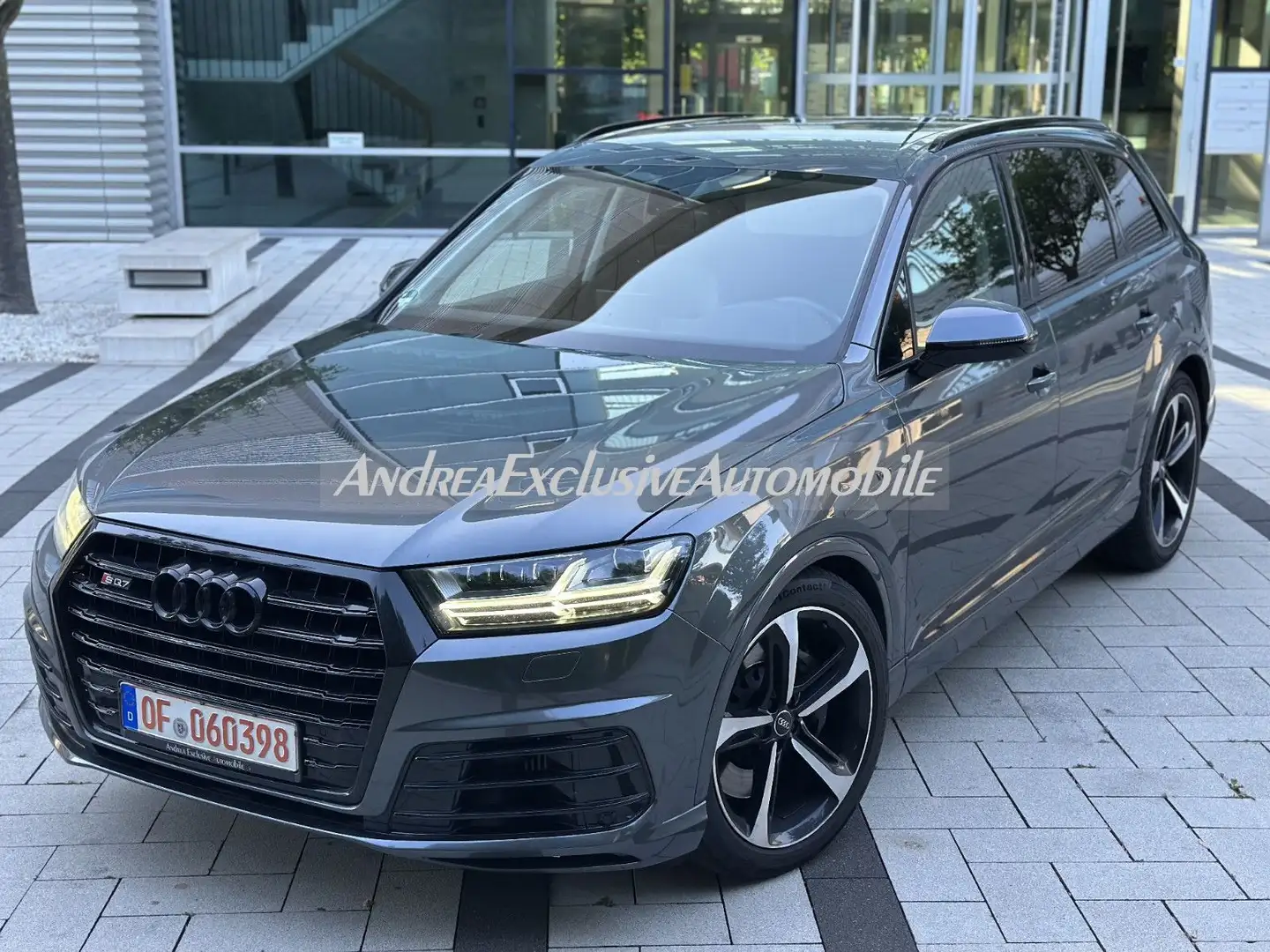 Audi SQ7 4.0 TDI Quattro  Matrix Sitzkühlung Grau - 1
