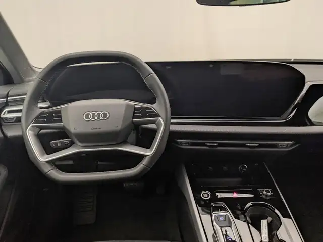 Audi A6 view 7