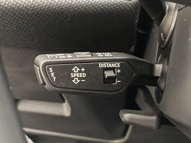Audi A6 view 10