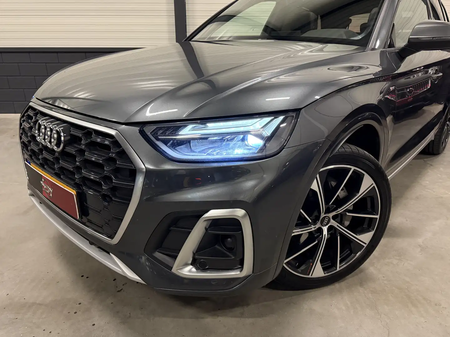 Audi Q5 50 TFSI e S-Line PANO/TREKHAAK/MASSAGE/ACC/KEYLESS Grigio - 2