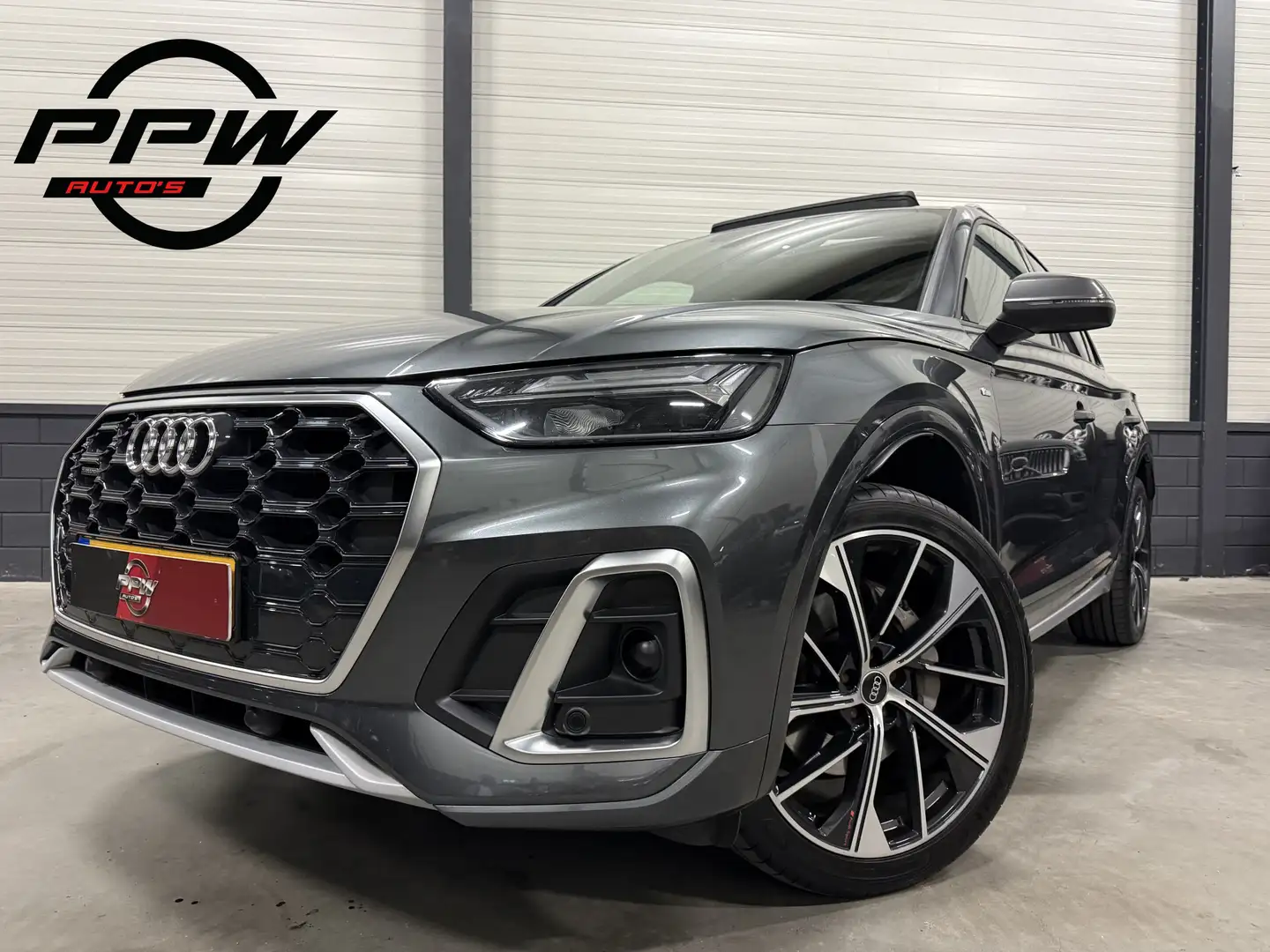 Audi Q5 50 TFSI e S-Line PANO/TREKHAAK/MASSAGE/ACC/KEYLESS Grigio - 1