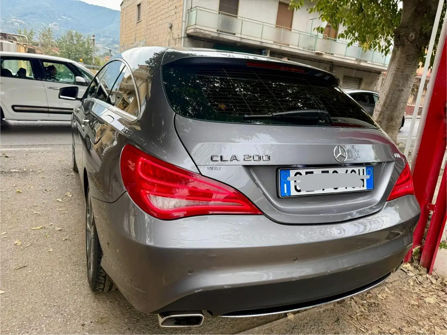 Mercedes-Benz CLA 200 CLA 200 d (cdi) Executive 4matic auto Grigio - 2