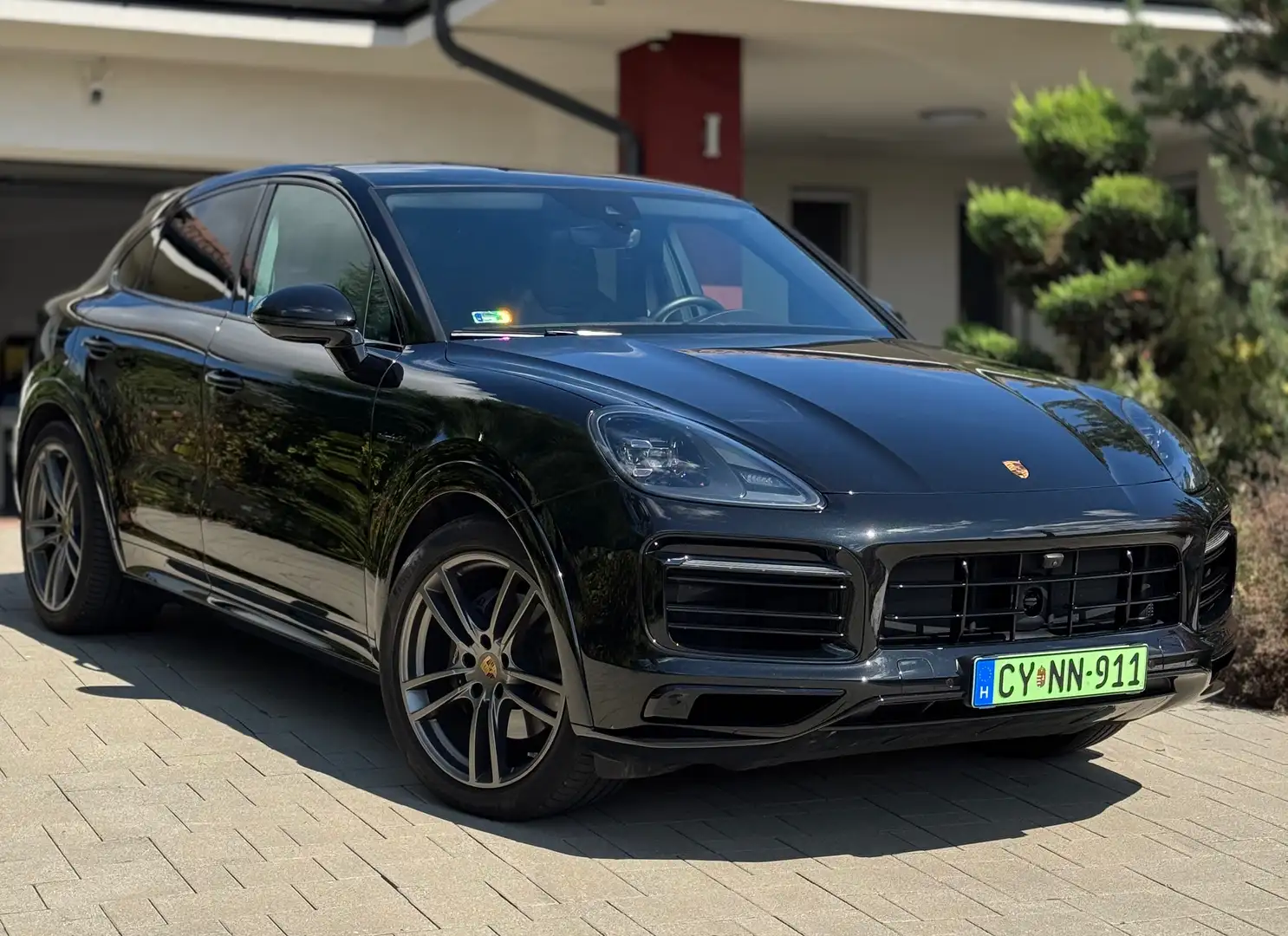 Porsche Cayenne E-Hybrid Coupé Platinum Edition zzglMwSt Schwarz - 1
