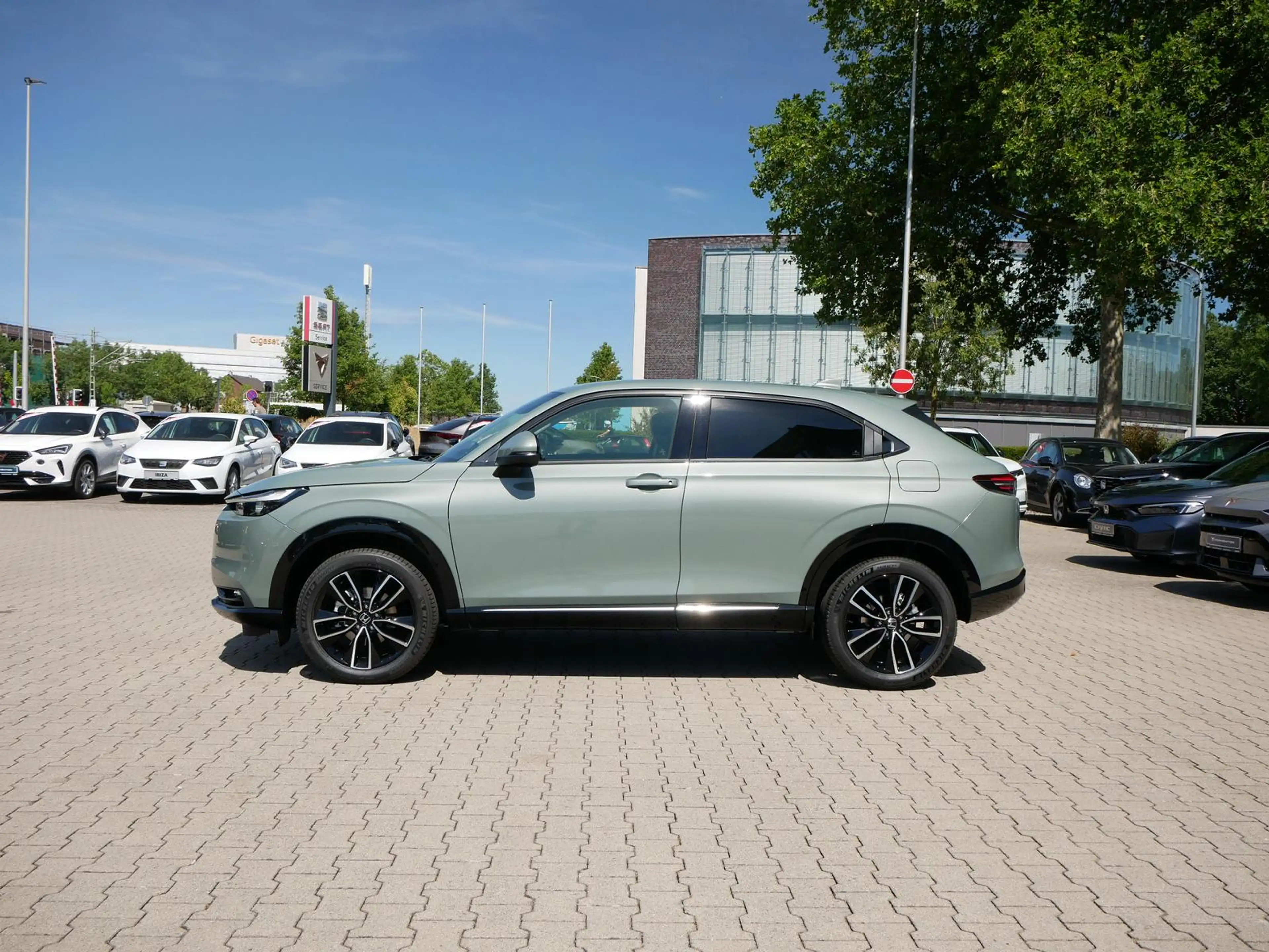 Honda HR-V Advance — photo 10