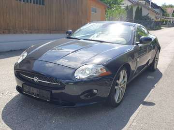 XK8 Coupé