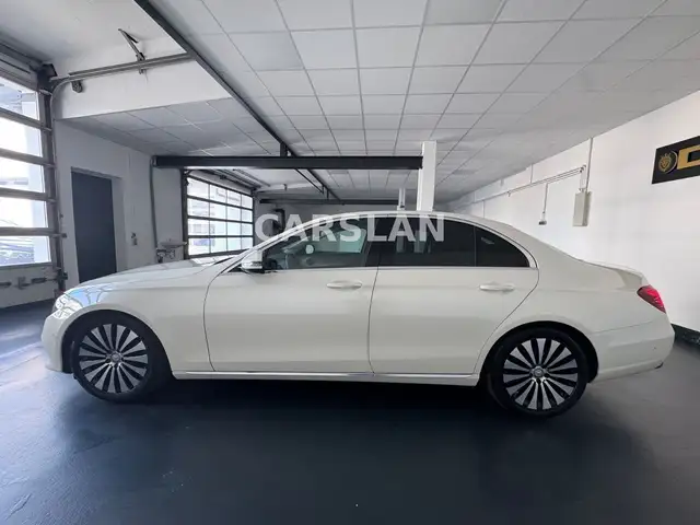 Mercedes-Benz E-Class view 9