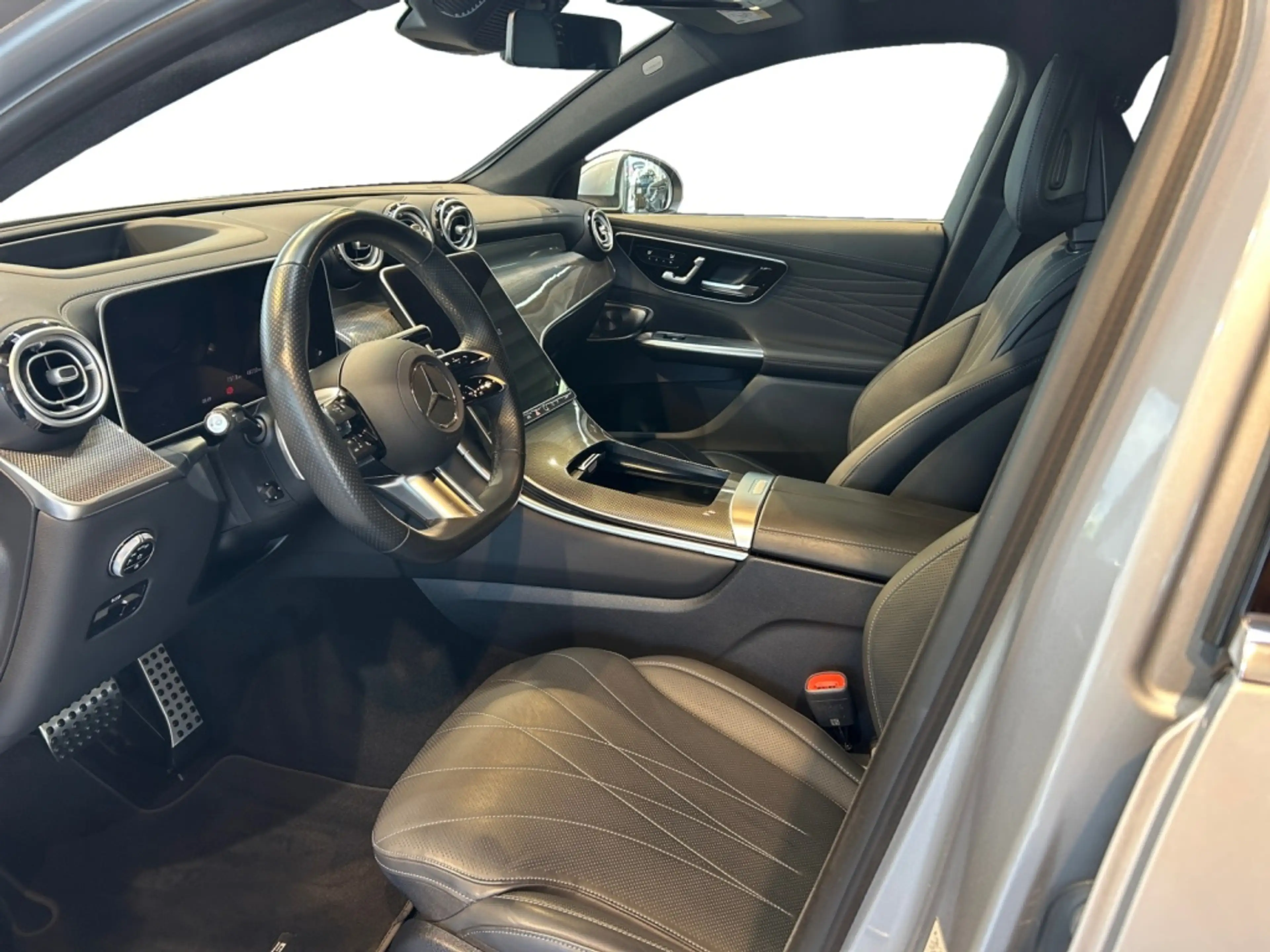 Mercedes-Benz GLC 300 de 4matic Coupe AMG AMG+MBUX+Burm+AHK — photo 9