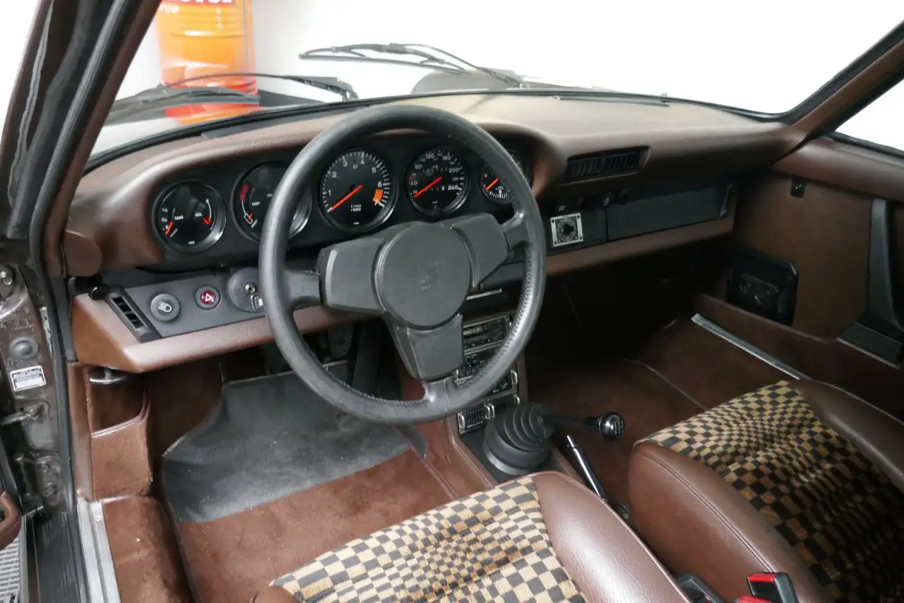 Porsche 911 SC 3.0 Fuchsfelgen*Clarion*Oldtimer, foto 11