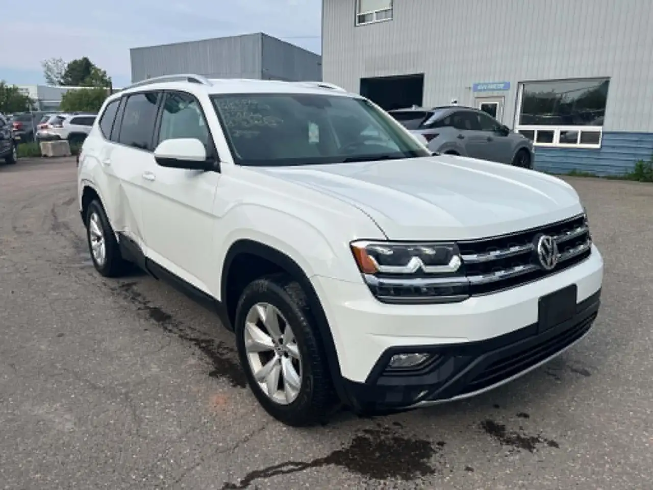 Volkswagen Atlas photo Volkswagen Atlas