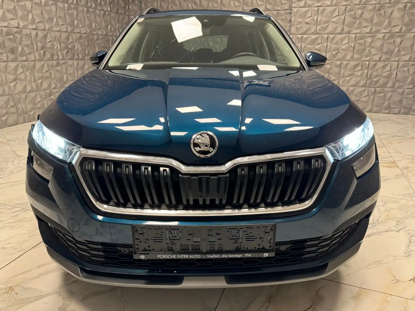 Skoda Kamiq Ambition * Einparkhilfe V-H-Led * Bleu - 2