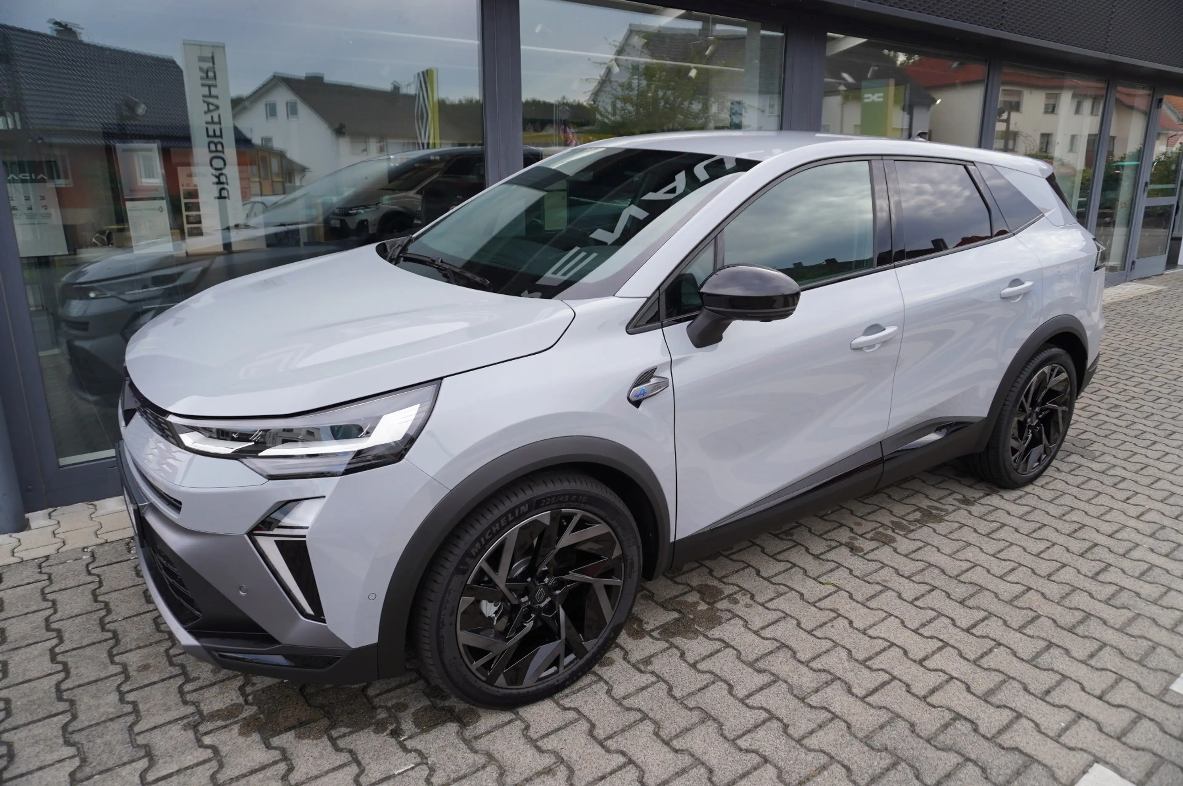 Renault Symbioz 160 E-Tech Full Hybrid Esprit Alpine — photo 2