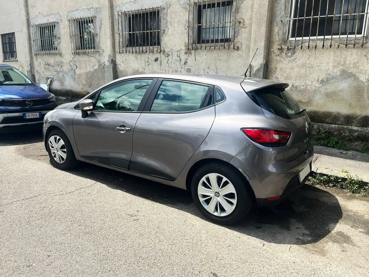 Renault Clio 1.2 Wave 75cv *NEOPATENTATI-LEGGERE DESCRIZIONE* Grigio - 2