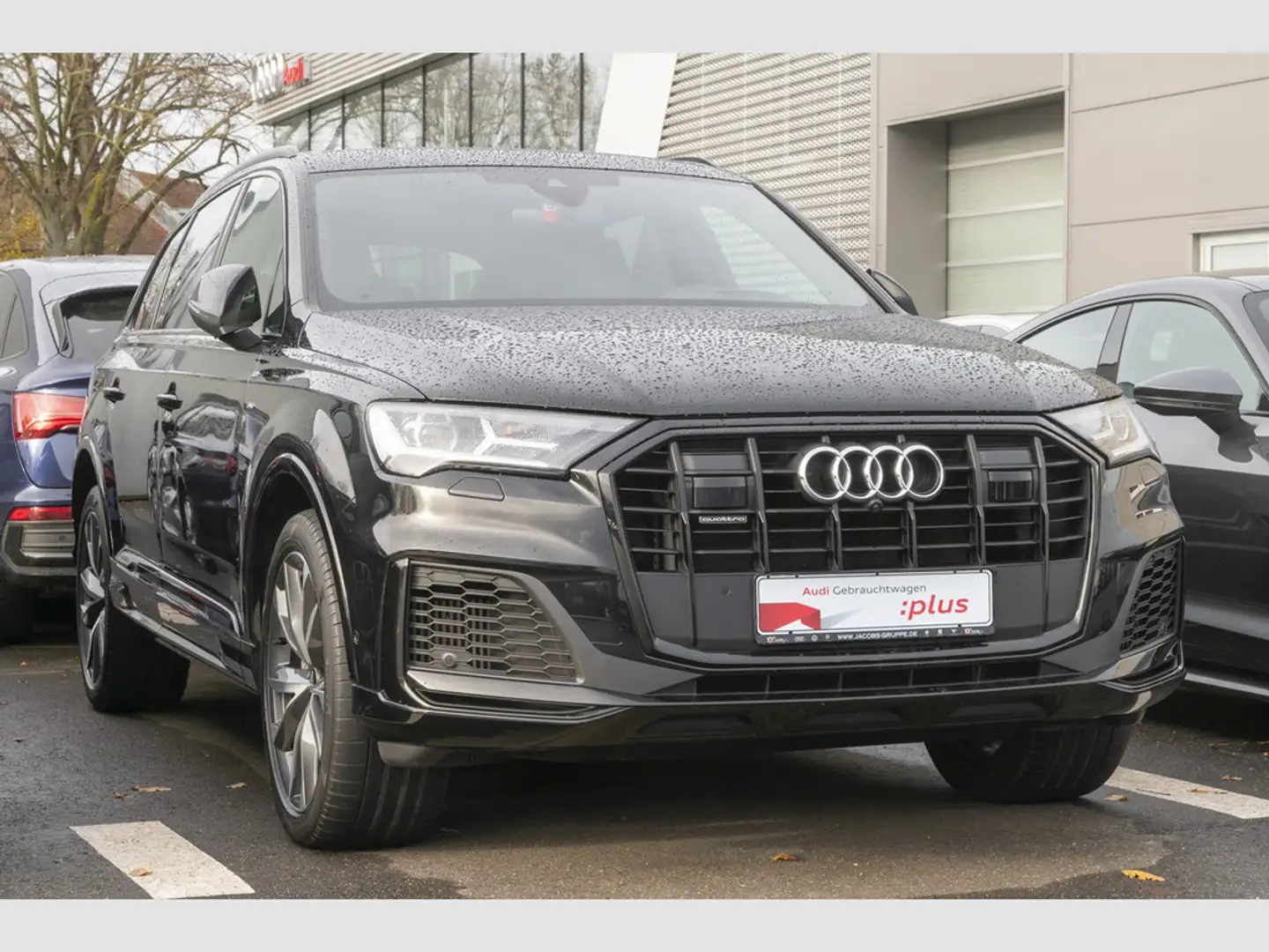Audi Q7 55 TFSI e quattro S line AHK, HUD, Luftfed Schwarz - 2