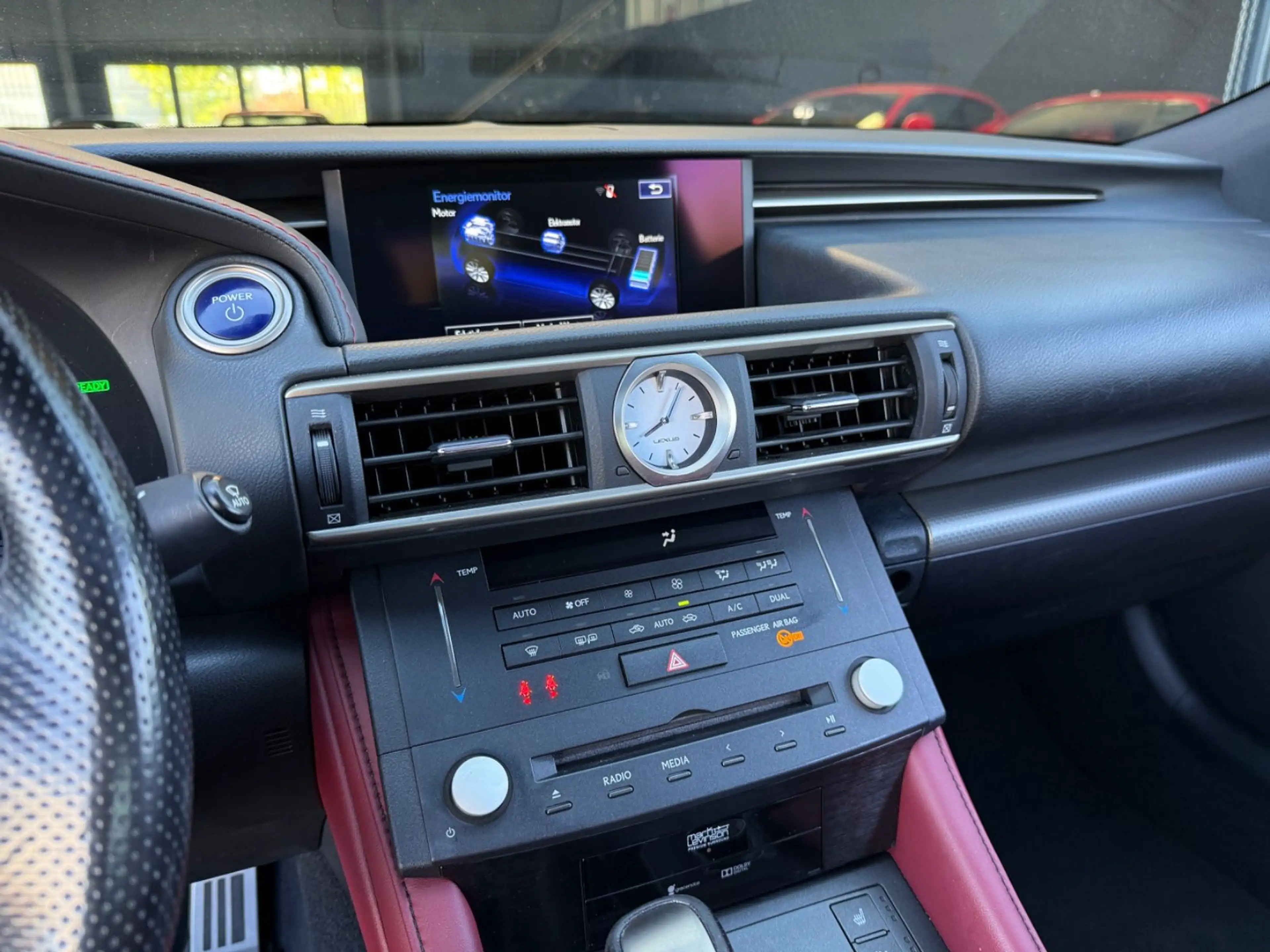 Lexus RC 300h F SPORTSCHIEBEDACH/AUS 1. HAND/LEDER/MEMO — photo 15