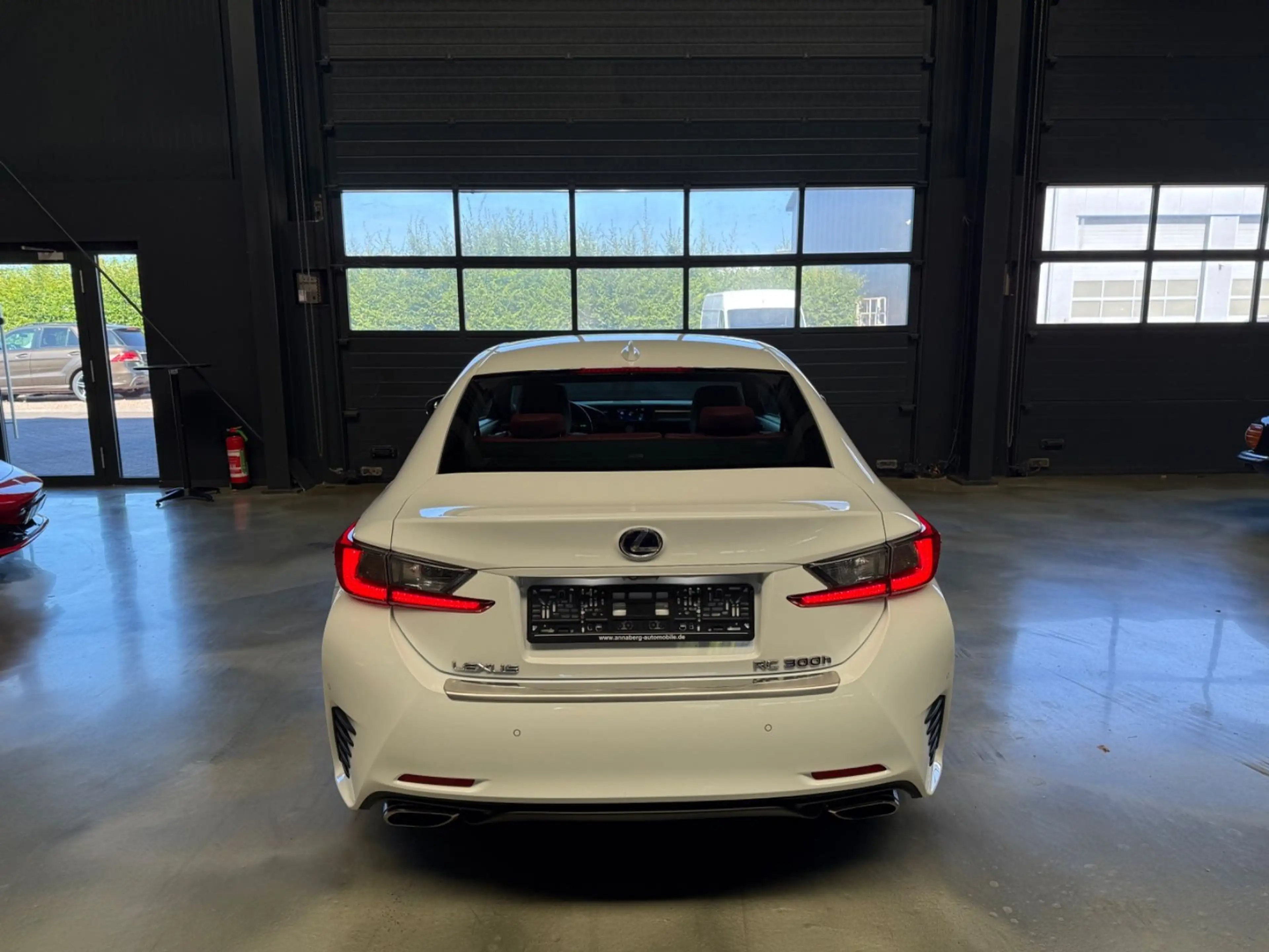 Lexus RC 300h F SPORTSCHIEBEDACH/AUS 1. HAND/LEDER/MEMO — photo 8