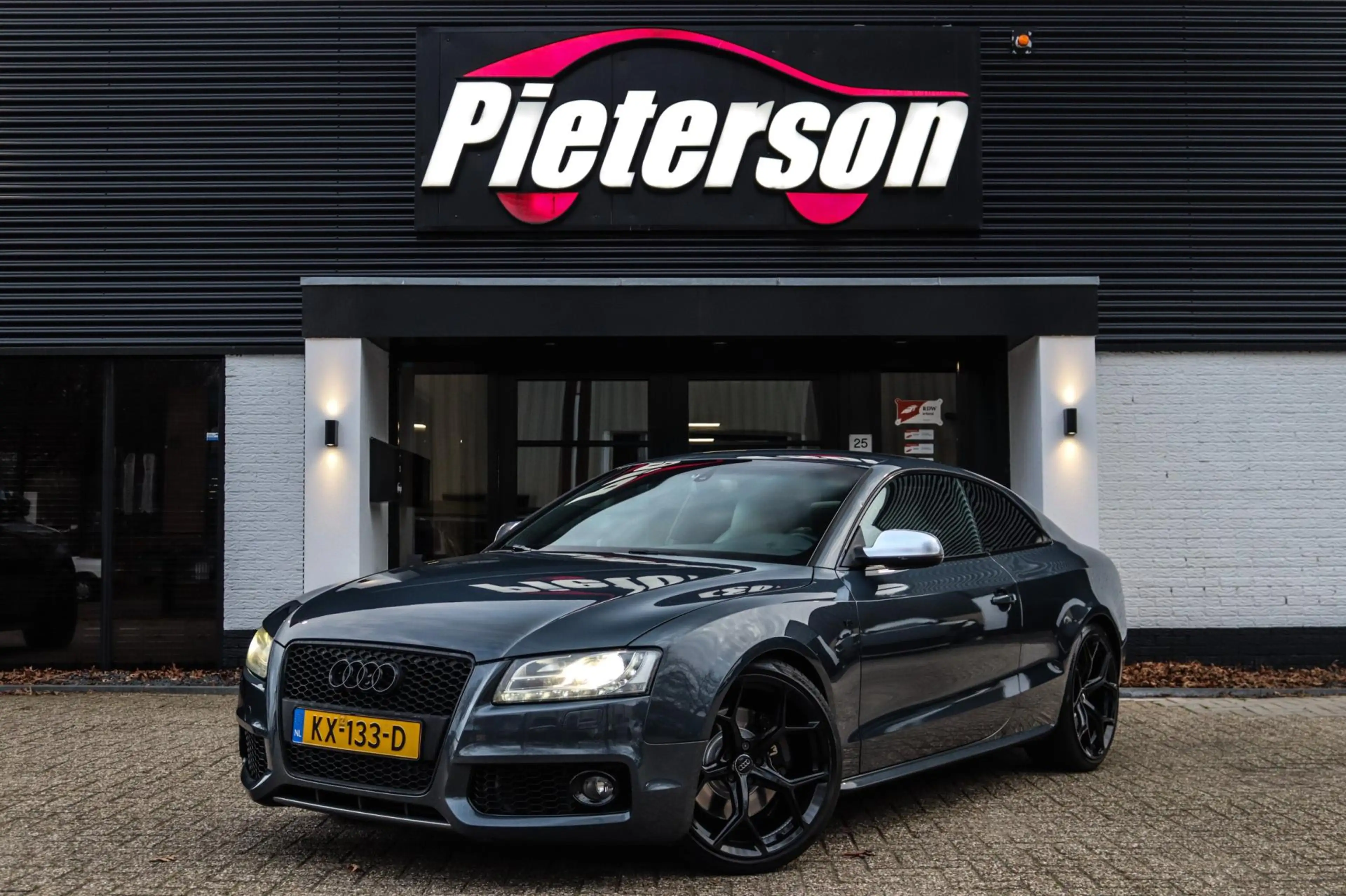 Audi S5 Coupé 4.2 FSI Quattro YOUNGTIMER B&O EISENMANN LED — photo 6