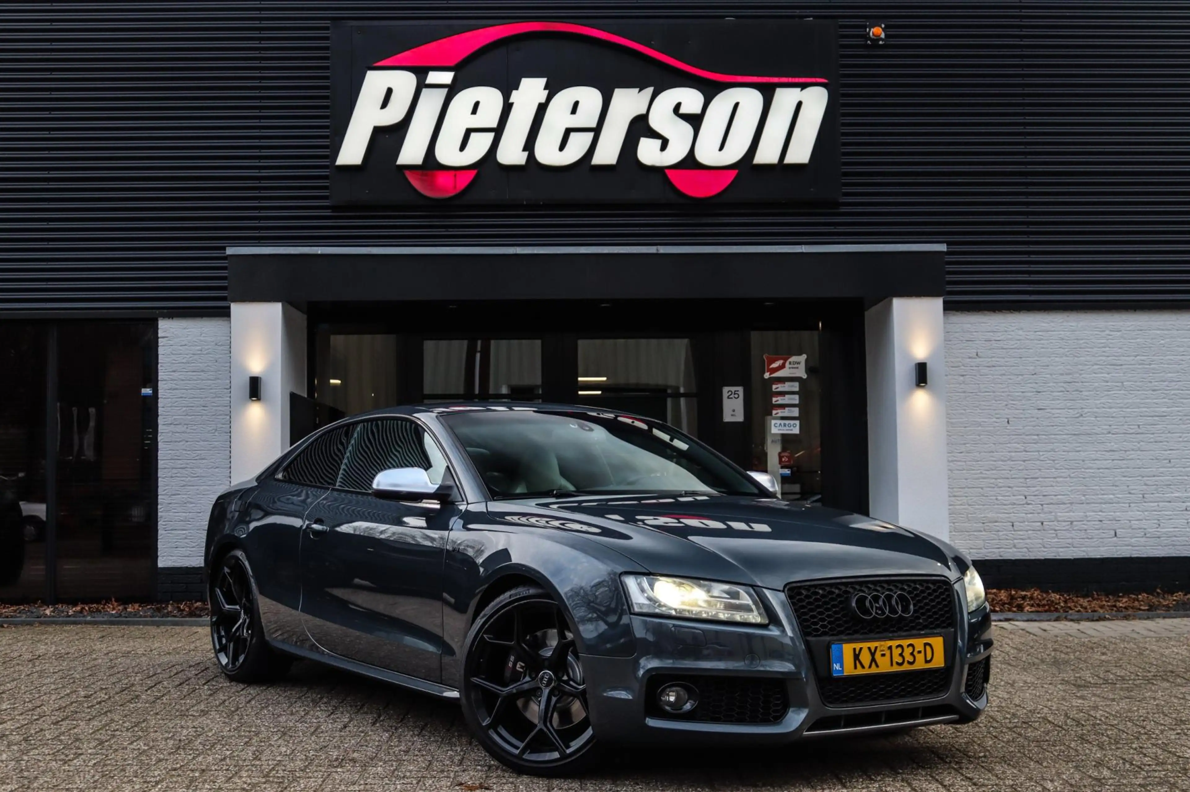 Audi S5 Coupé 4.2 FSI Quattro YOUNGTIMER B&O EISENMANN LED