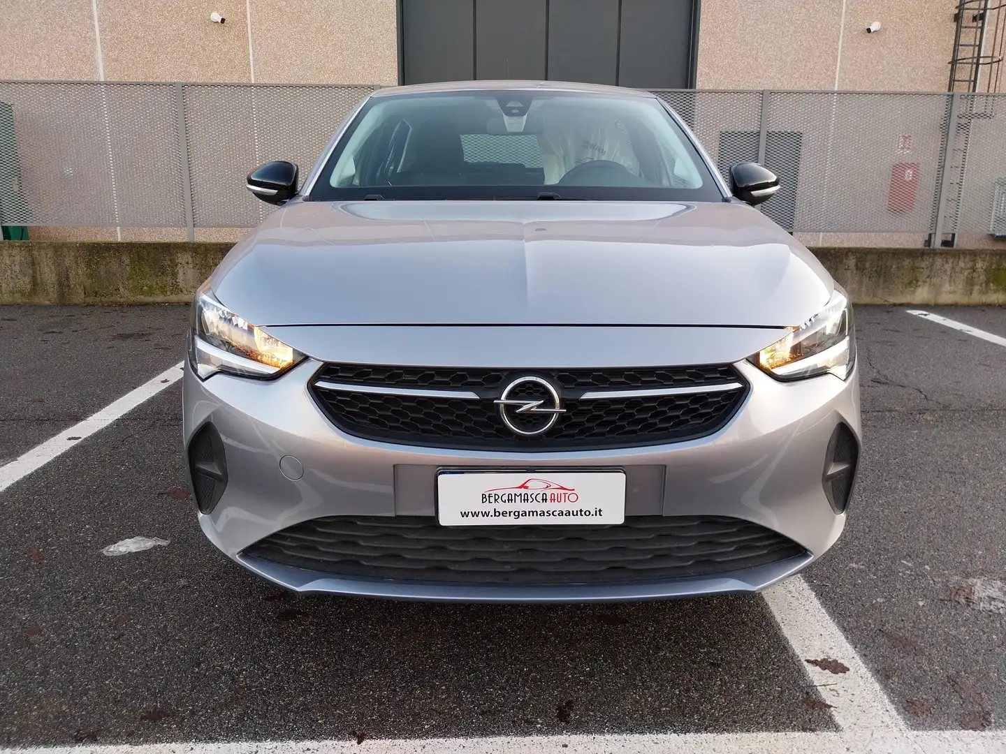 Opel Corsa Corsa 1.2 Elegance s Zilver - 1